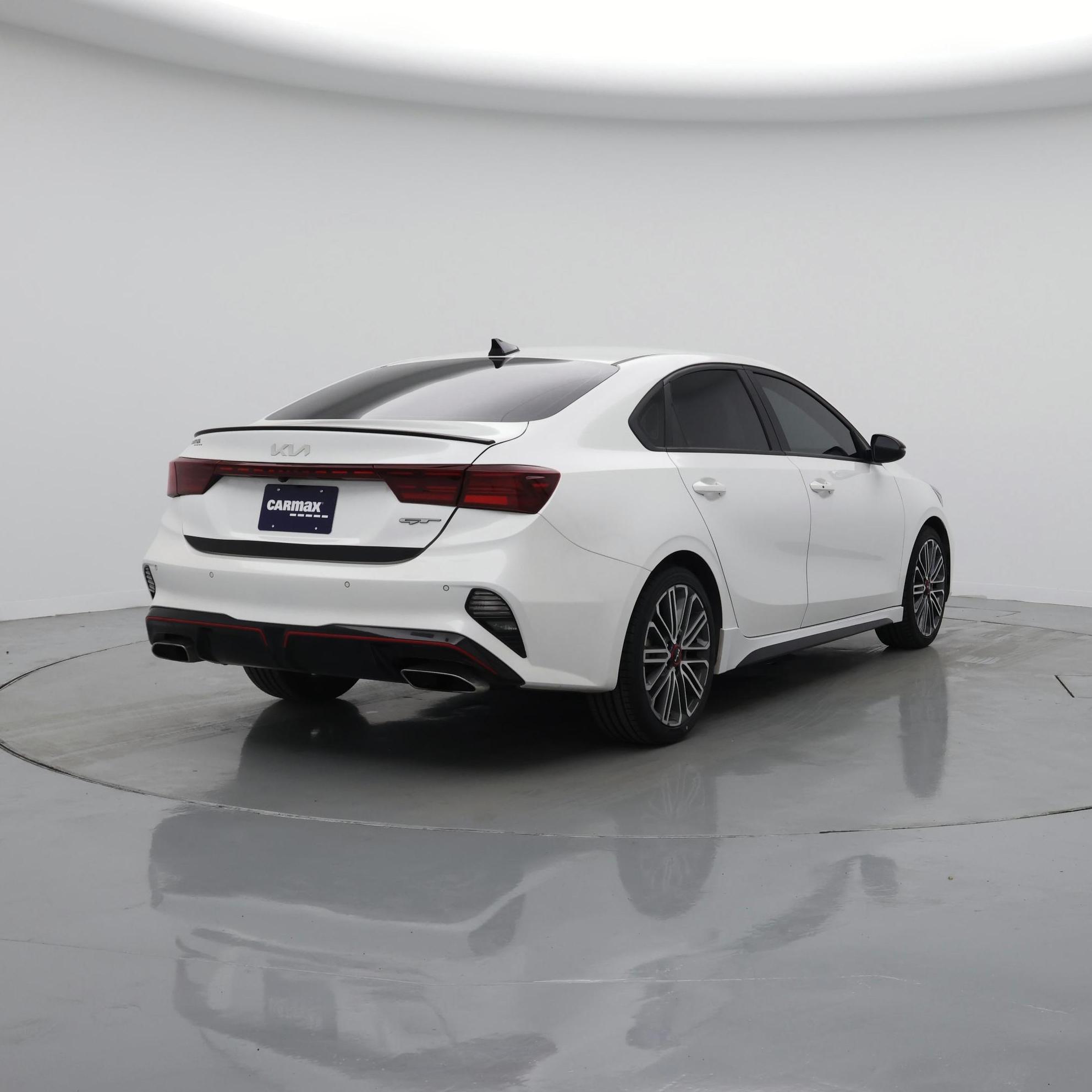 Thumbnail: 2023 Kia Forte - 8