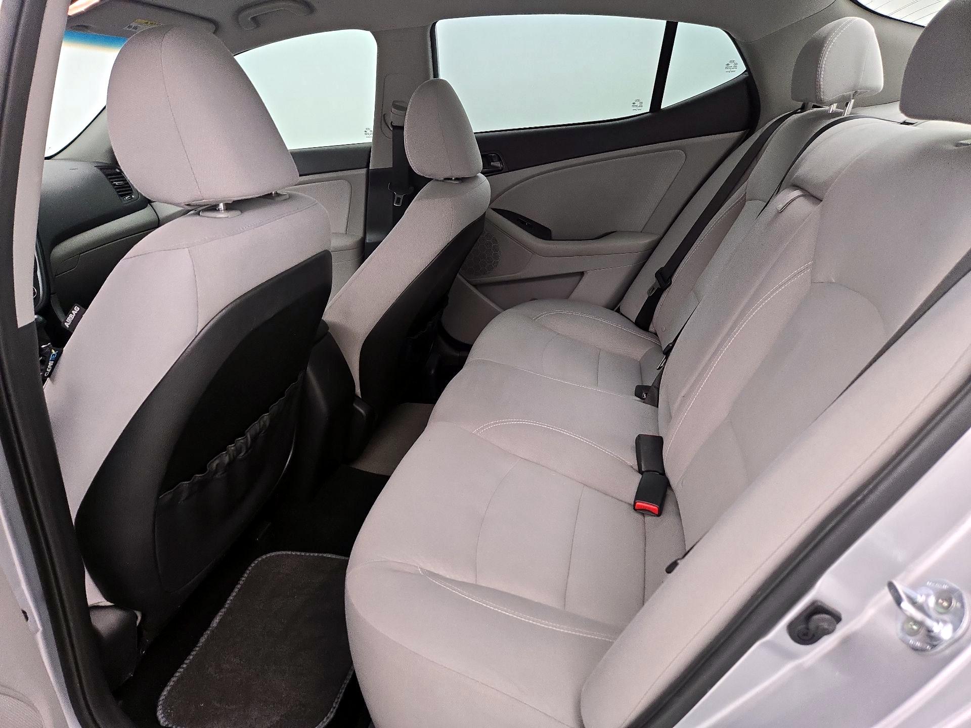 Thumbnail: 2015 Kia Optima - 18