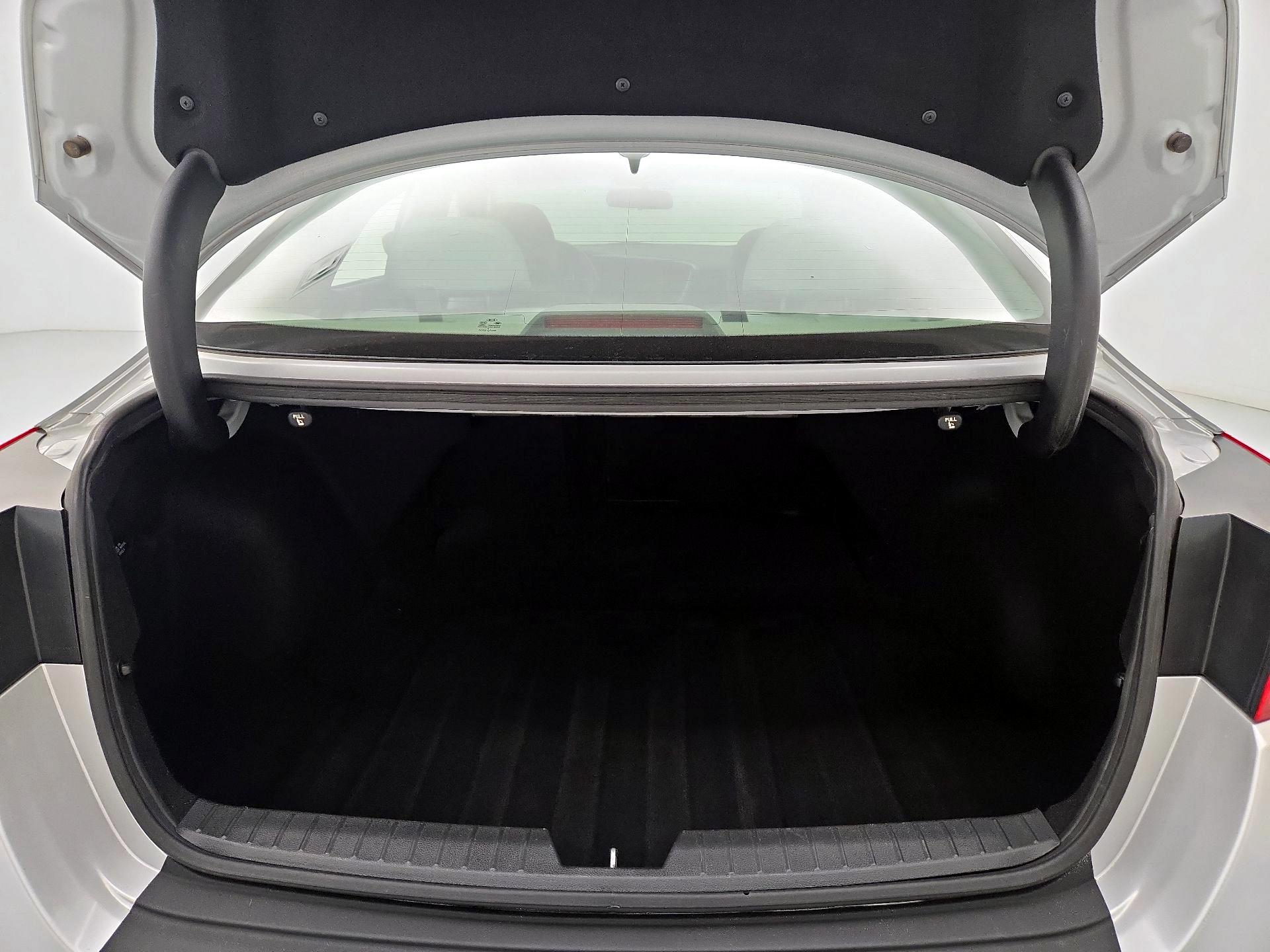 Thumbnail: 2015 Kia Optima - 19