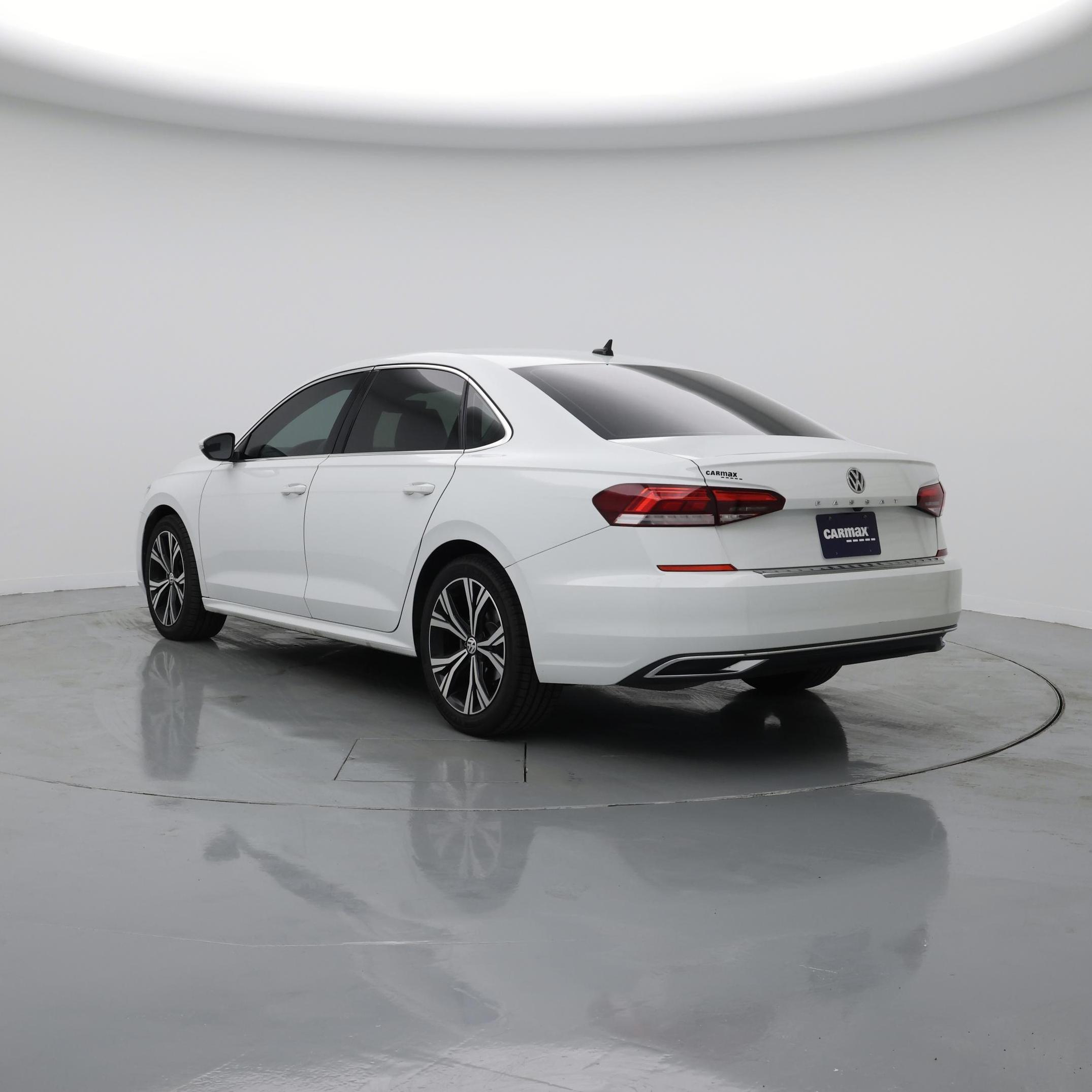 Thumbnail: 2021 Volkswagen Passat - 2