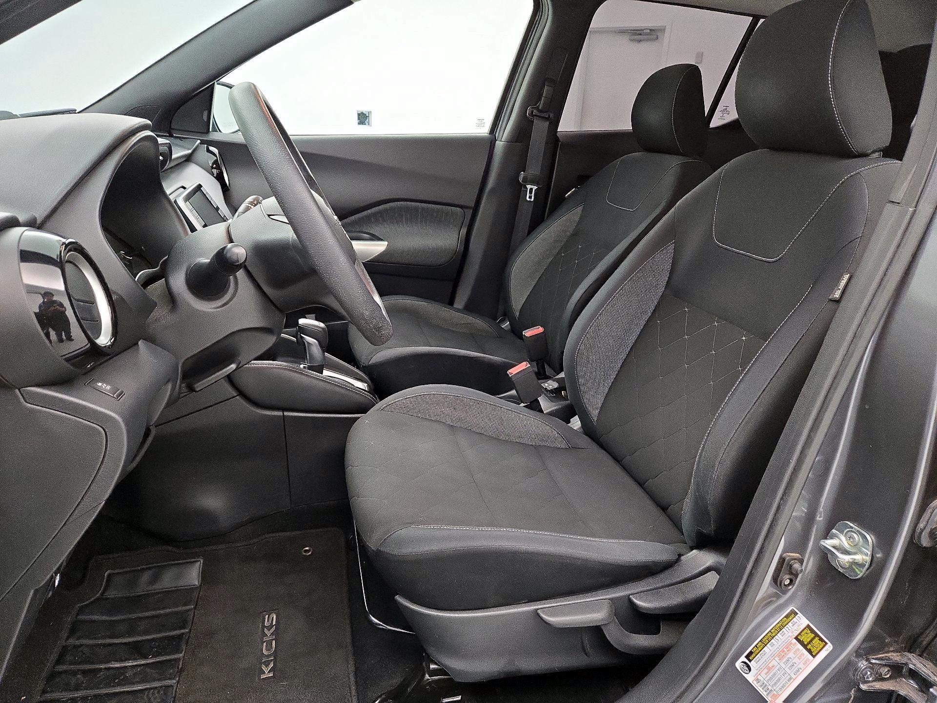 Thumbnail: 2019 Nissan Kicks - 11