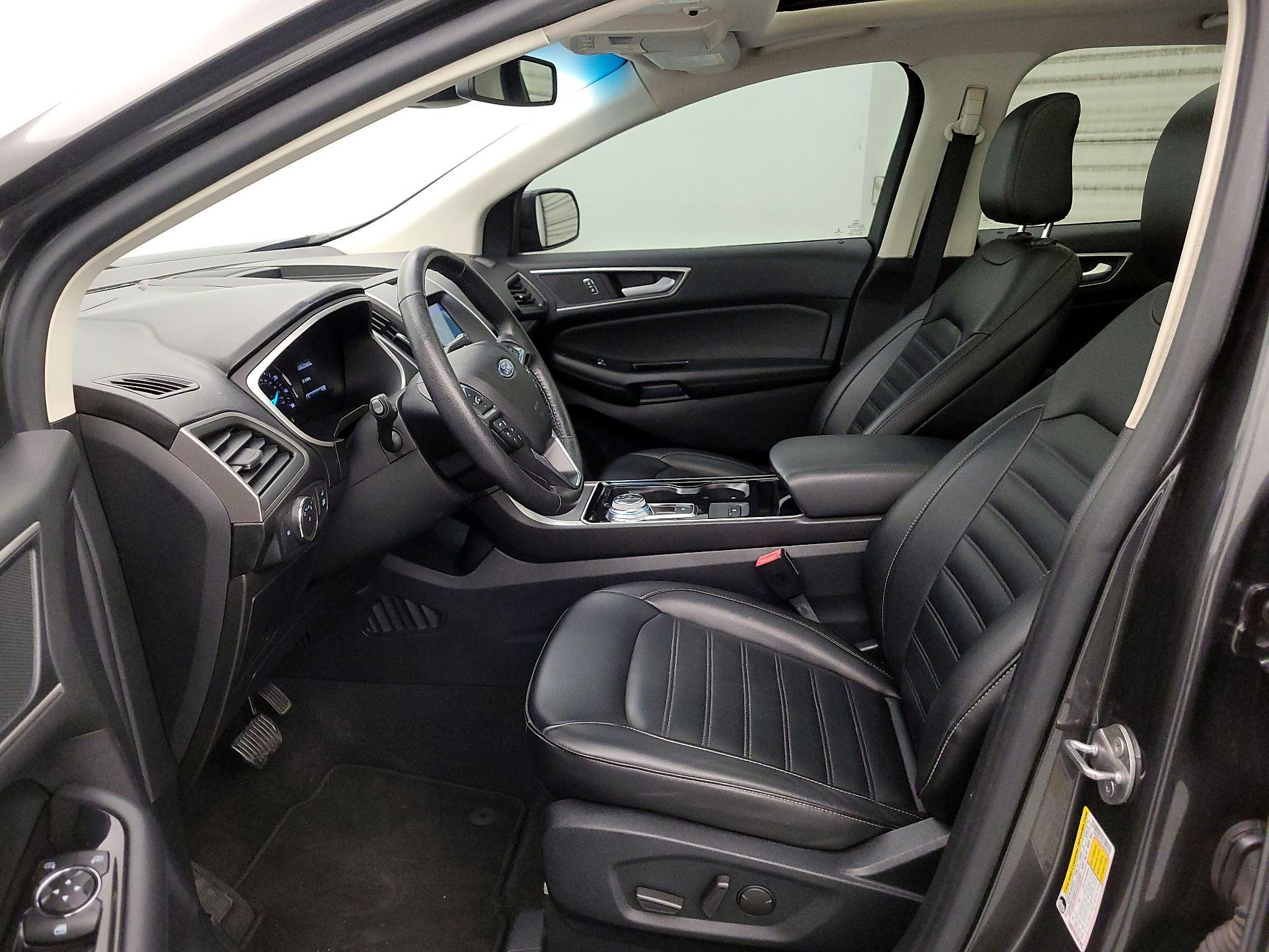 Thumbnail: 2020 Ford Edge - 11