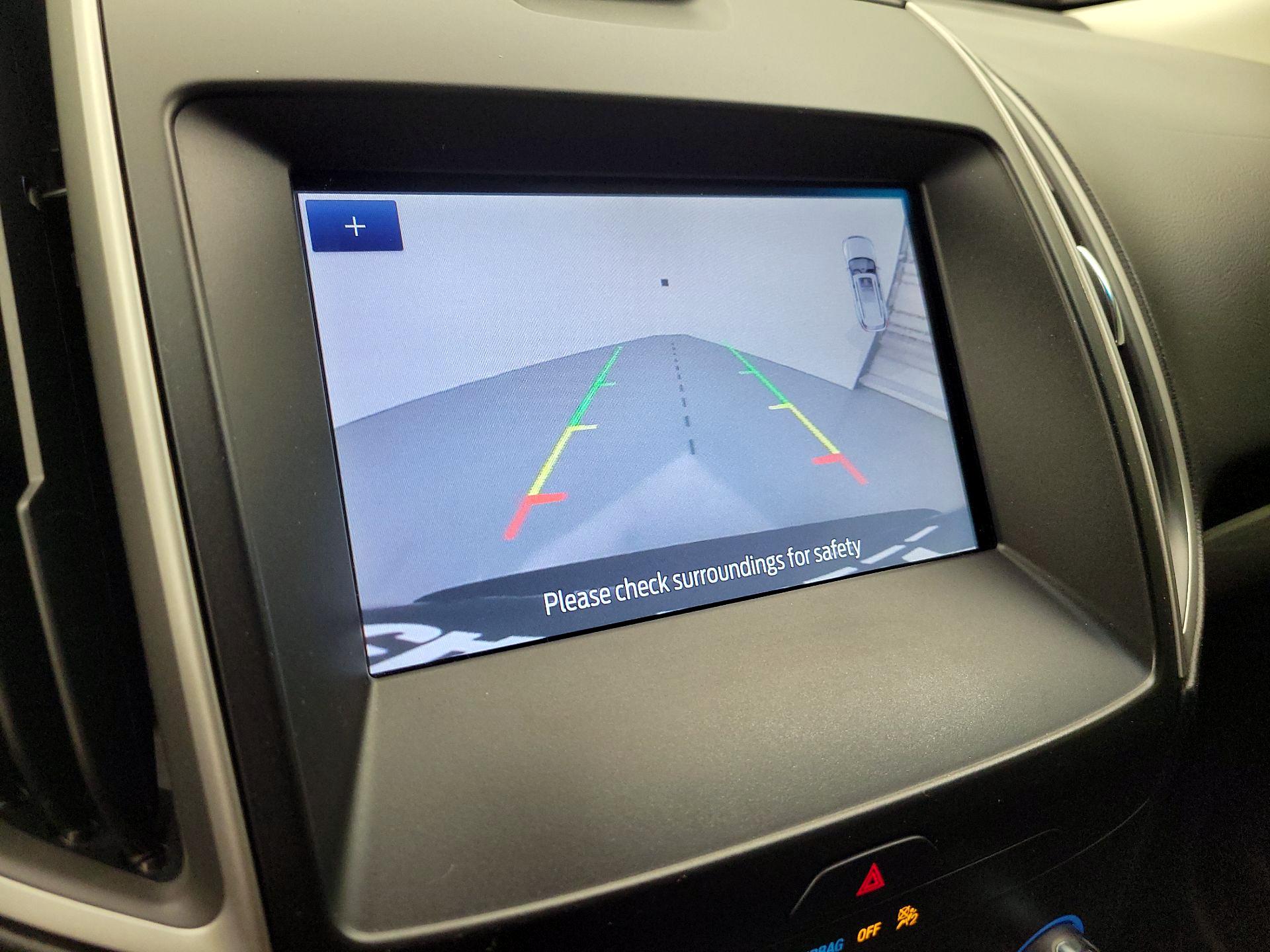 Thumbnail: 2020 Ford Edge - 15