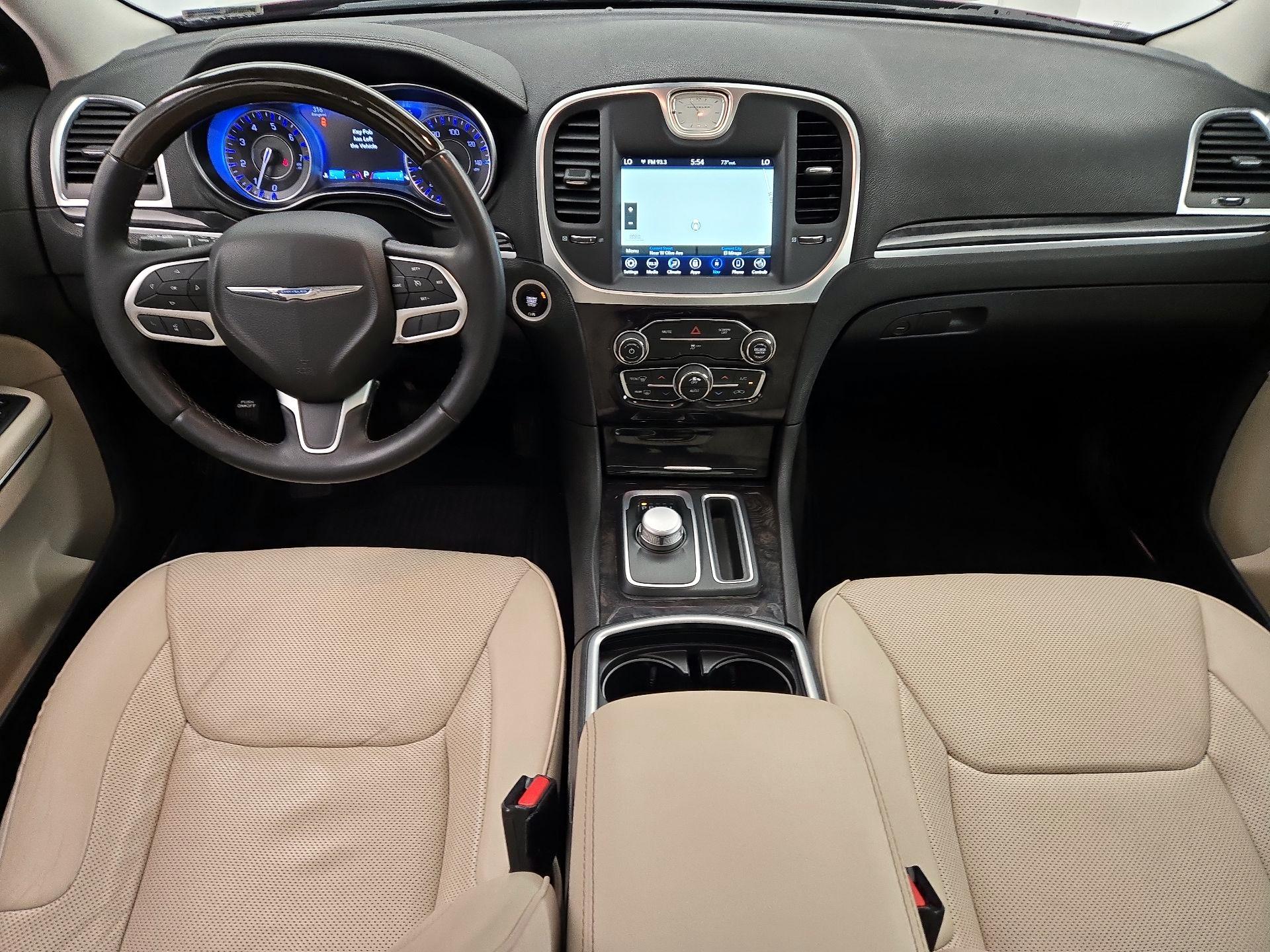 Thumbnail: 2018 Chrysler 300 - 9