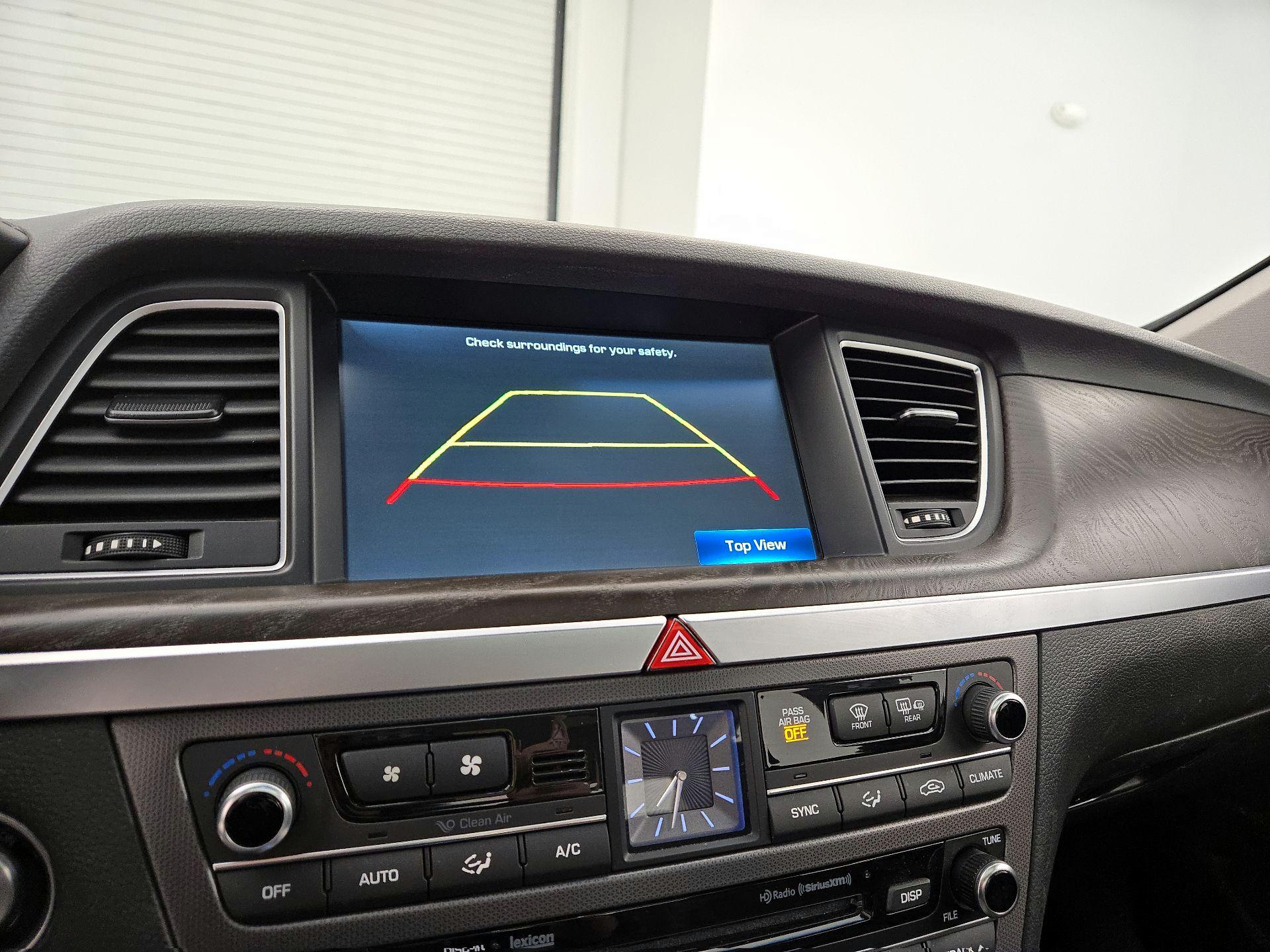 Thumbnail: 2017 Genesis G80 - 15