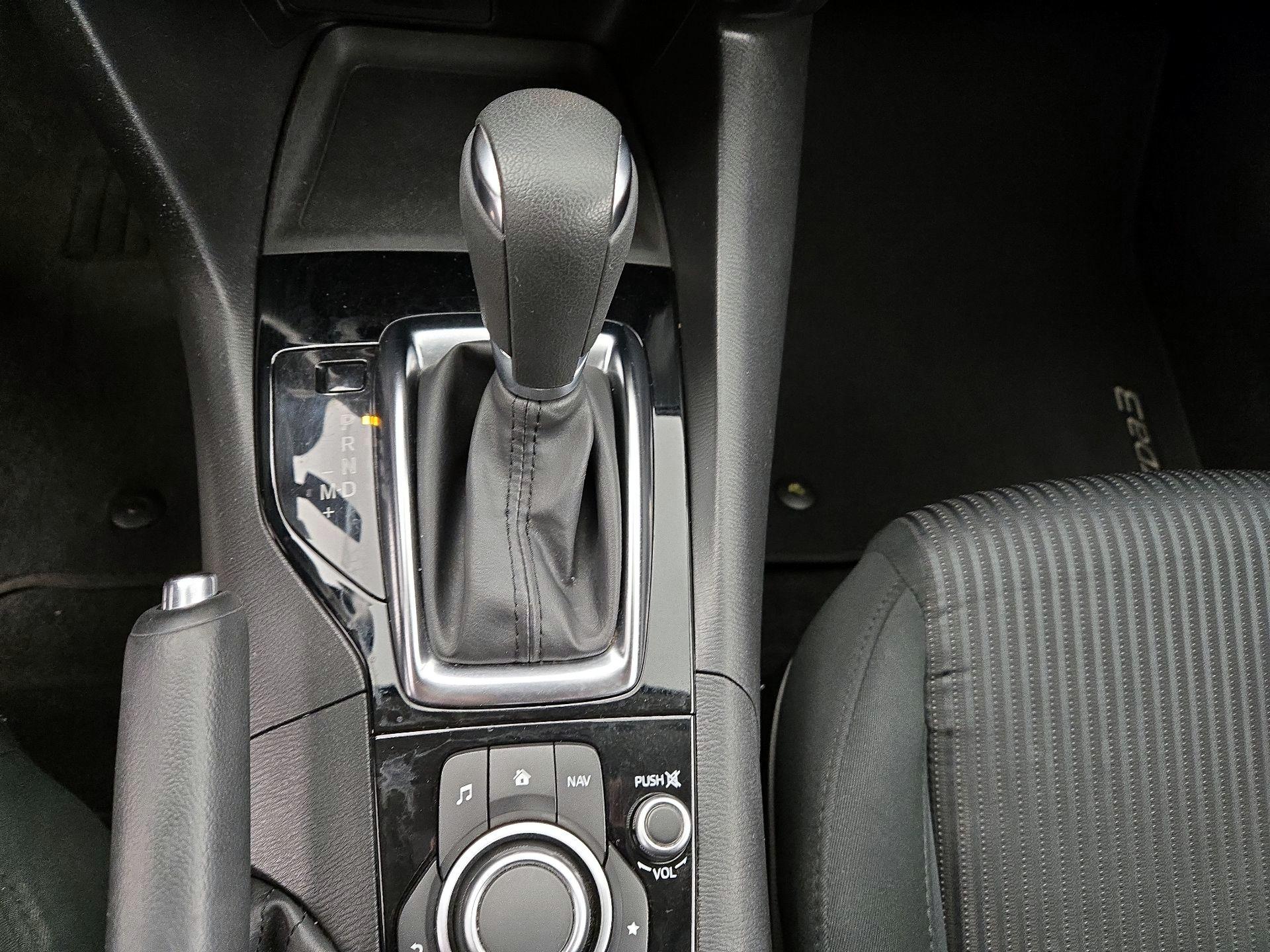 Thumbnail: 2016 Mazda Mazda3 - 17