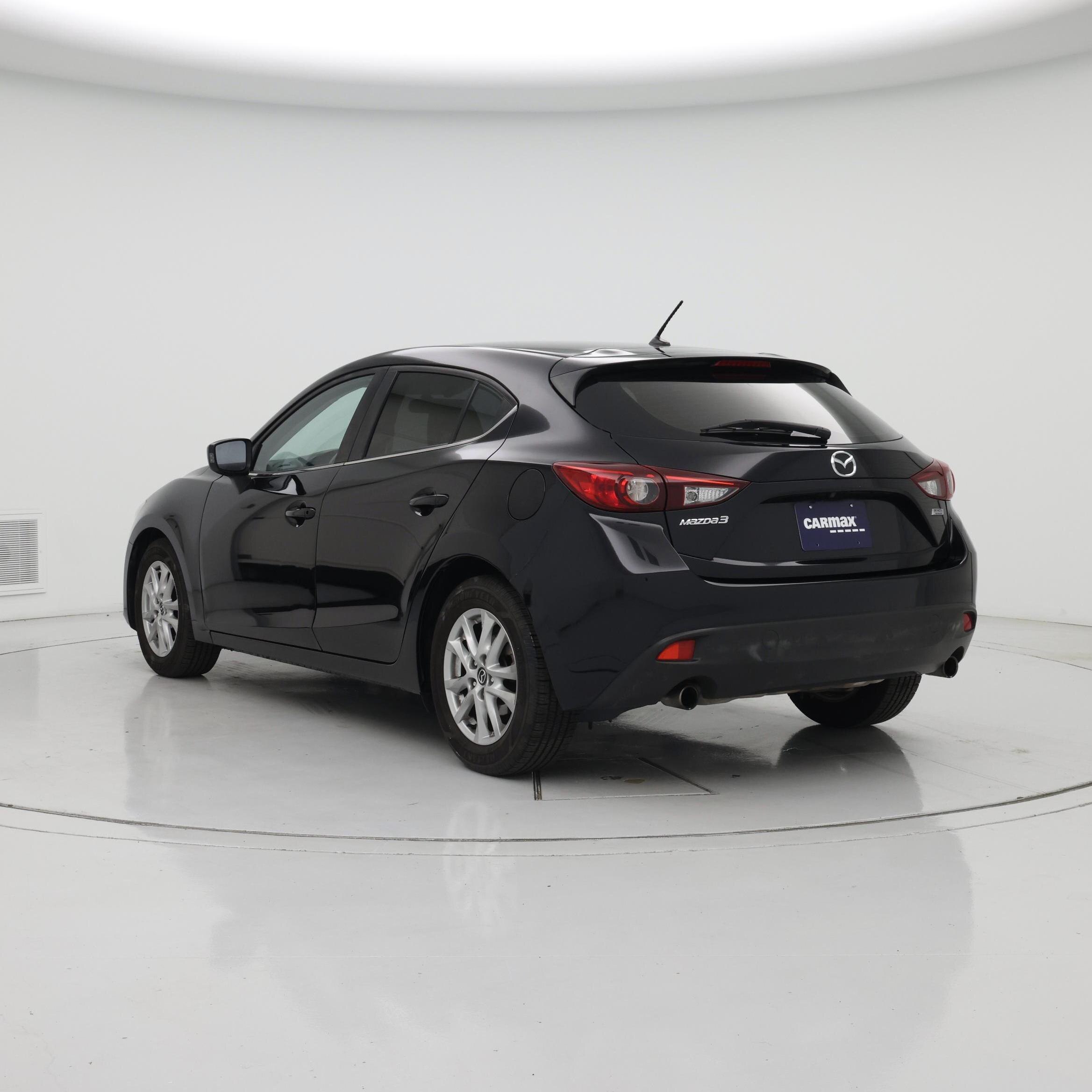 Thumbnail: 2016 Mazda Mazda3 - 2