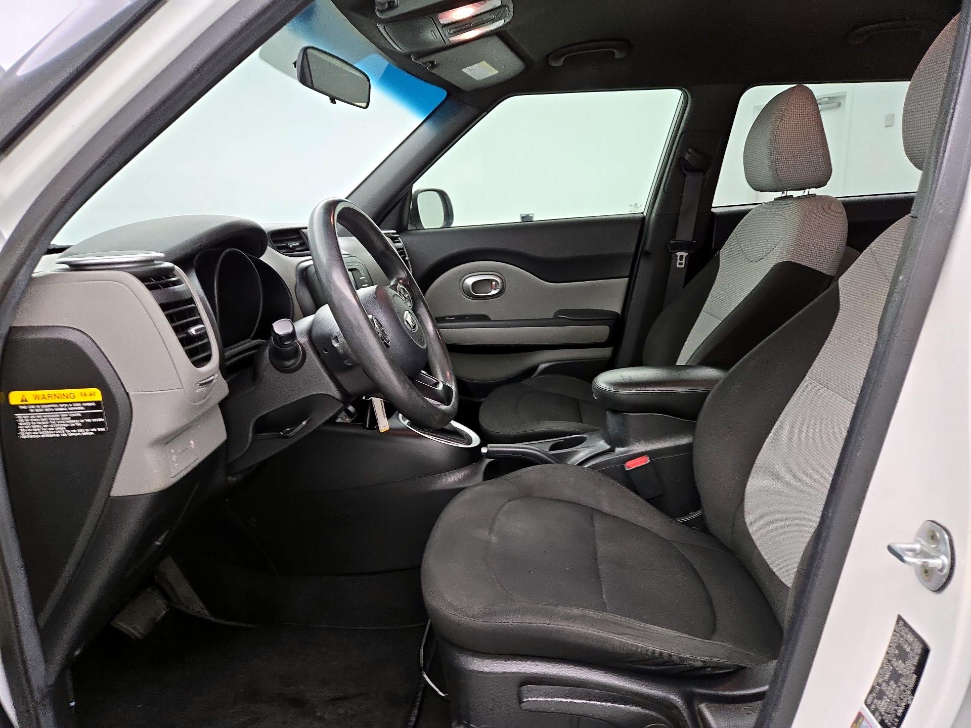Thumbnail: 2016 Kia Soul - 11