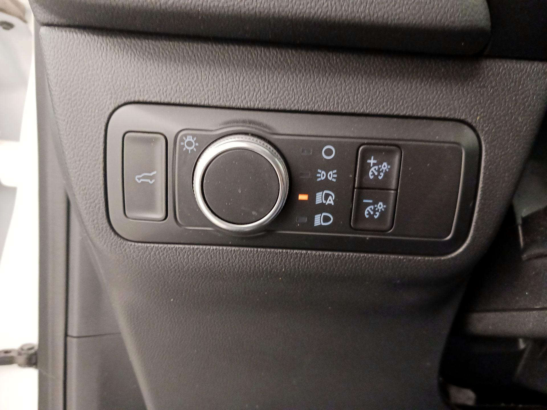 Thumbnail: 2022 Ford Escape - 13