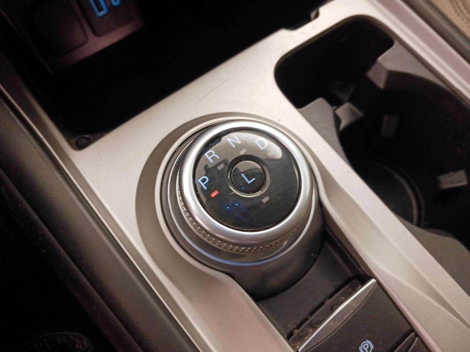 Thumbnail: 2021 Ford Explorer - 17