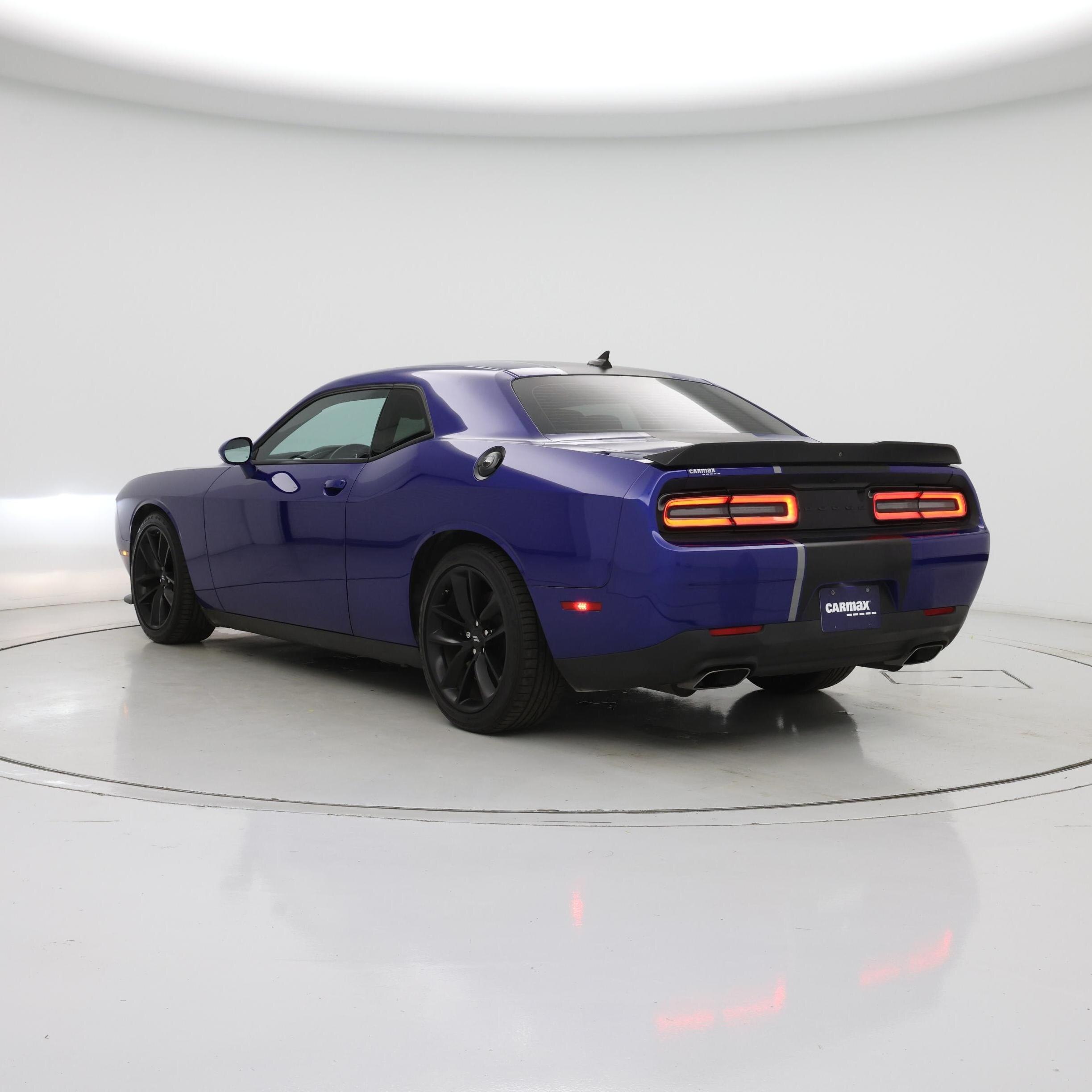 Thumbnail: 2019 Dodge Challenger - 2