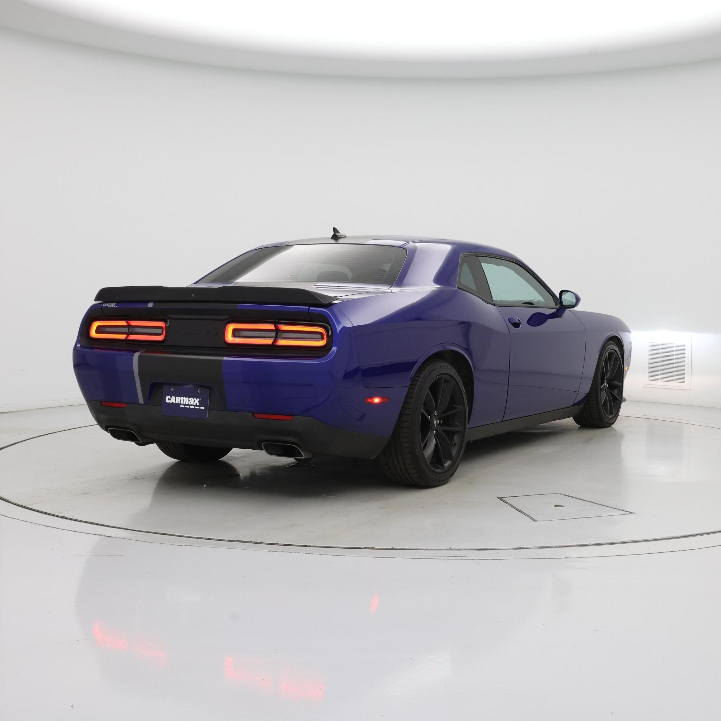 Thumbnail: 2019 Dodge Challenger - 8