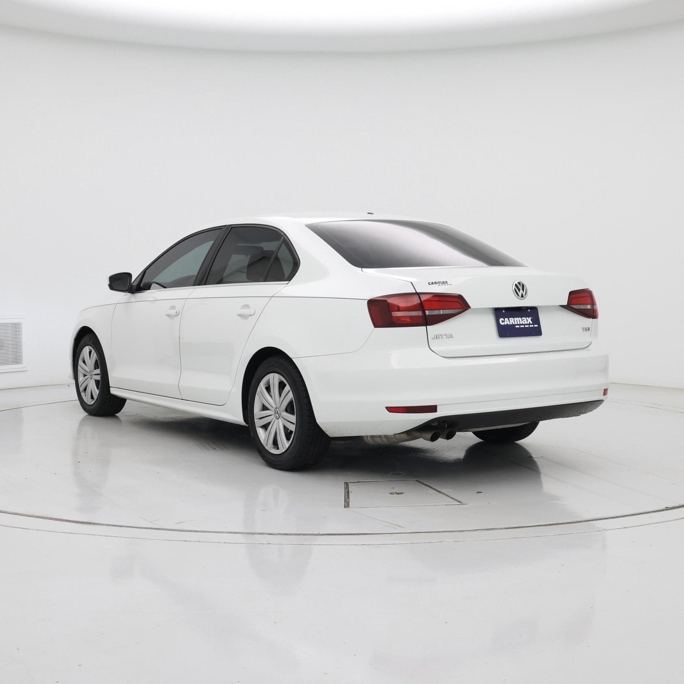 Thumbnail: 2017 Volkswagen Jetta - 2