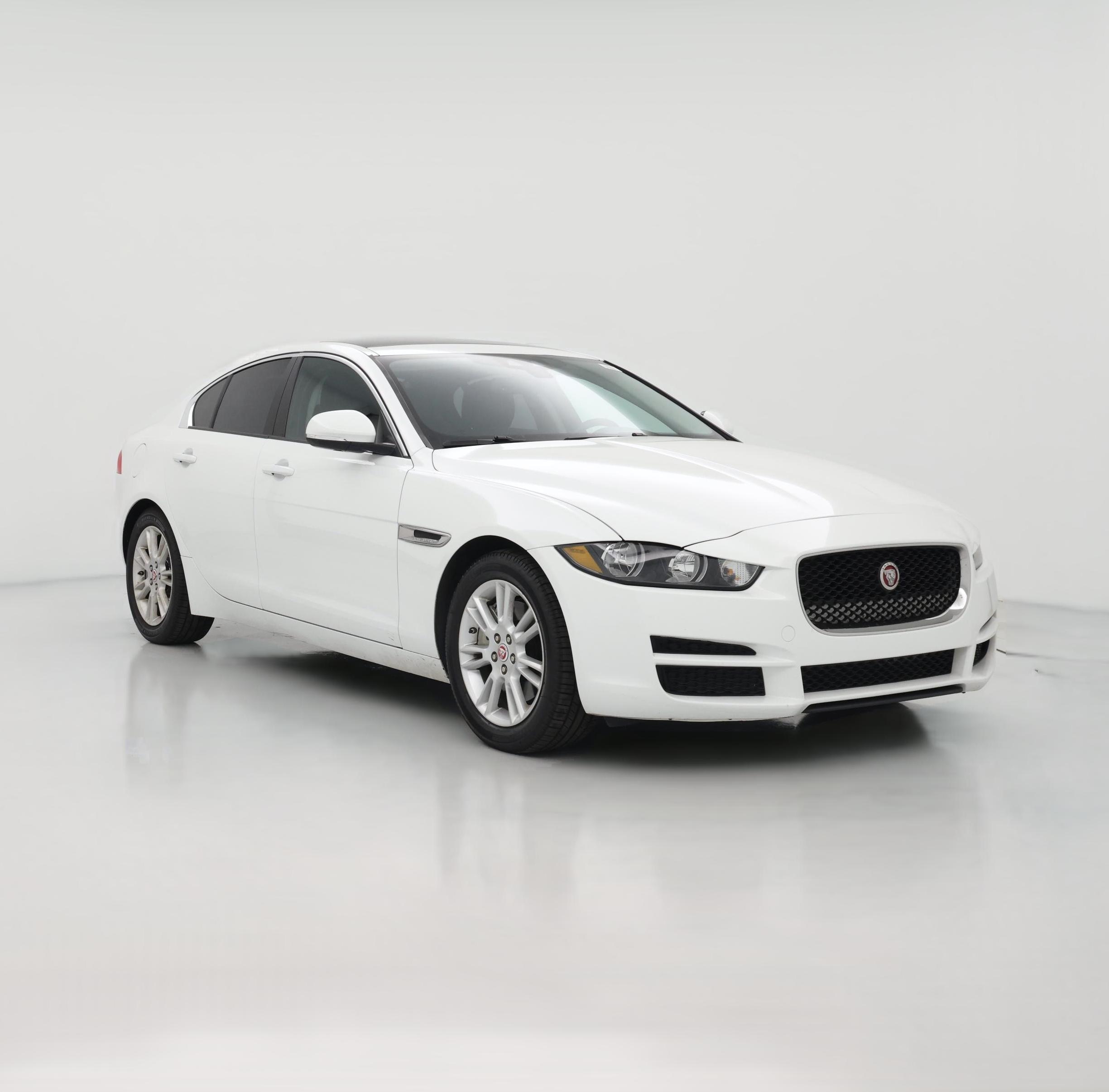 Thumbnail: 2017 Jaguar XE - 1