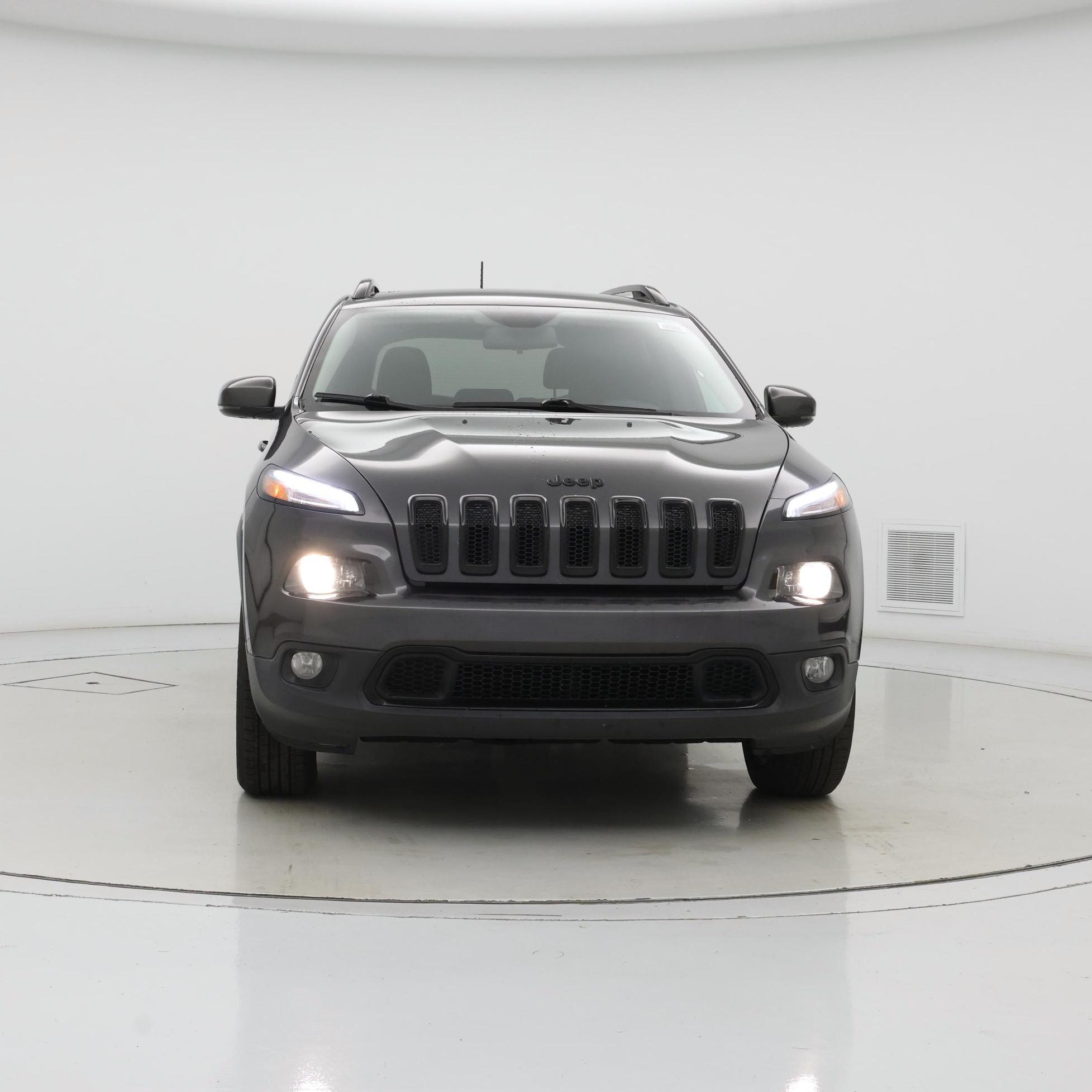Thumbnail: 2016 Jeep Cherokee - 5