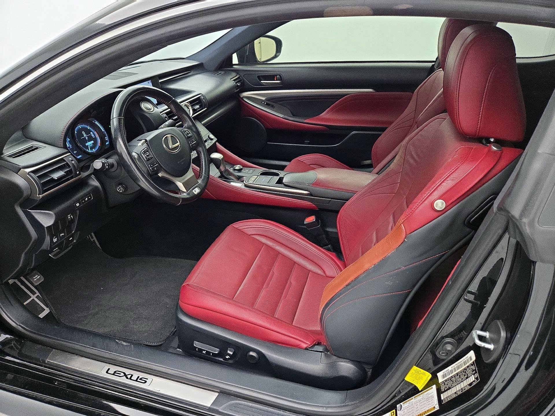 Thumbnail: 2016 Lexus RC - 11