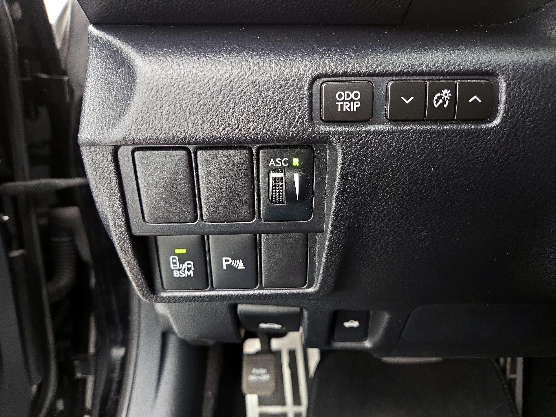 Thumbnail: 2016 Lexus RC - 13