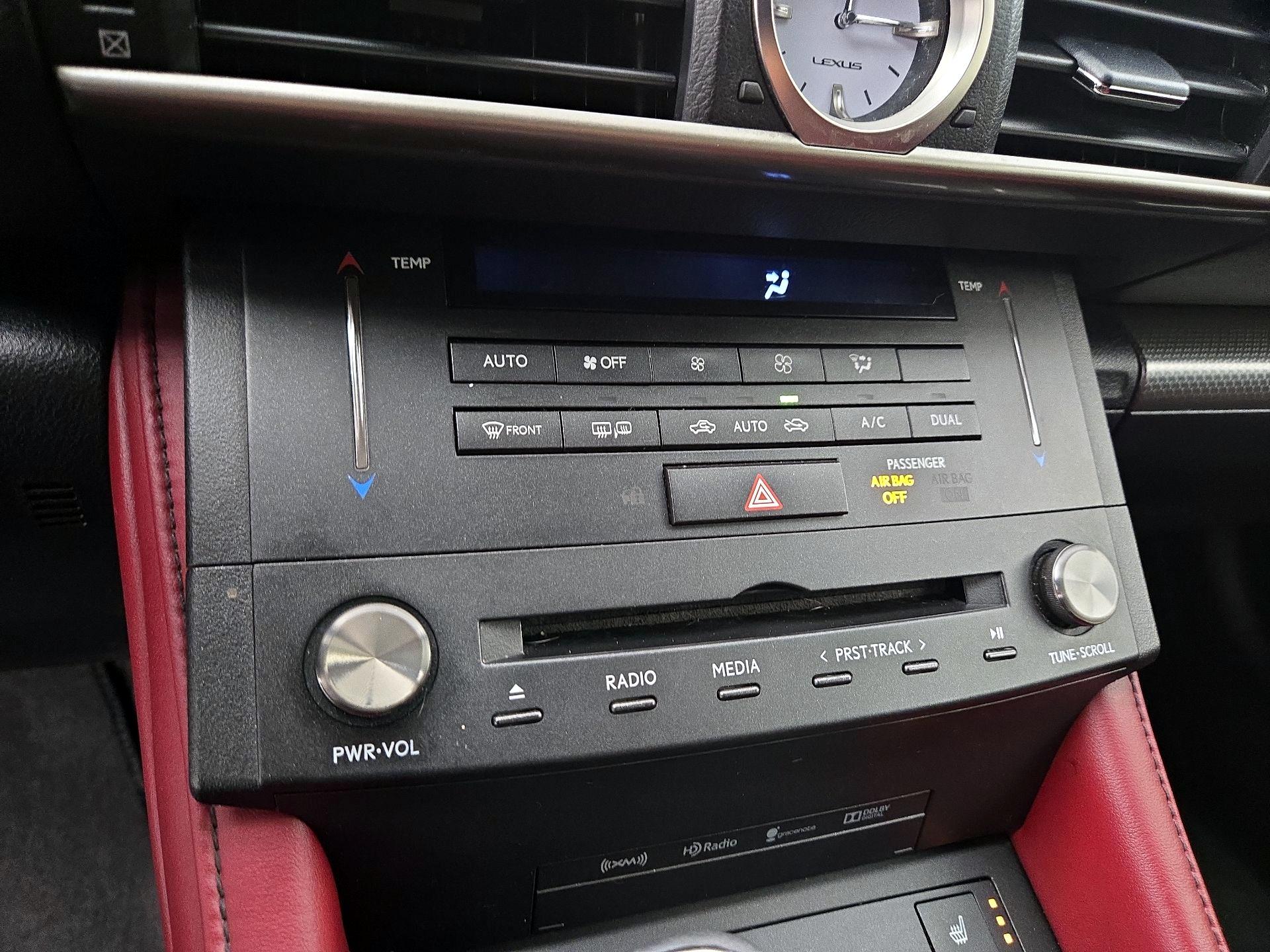 Thumbnail: 2016 Lexus RC - 17