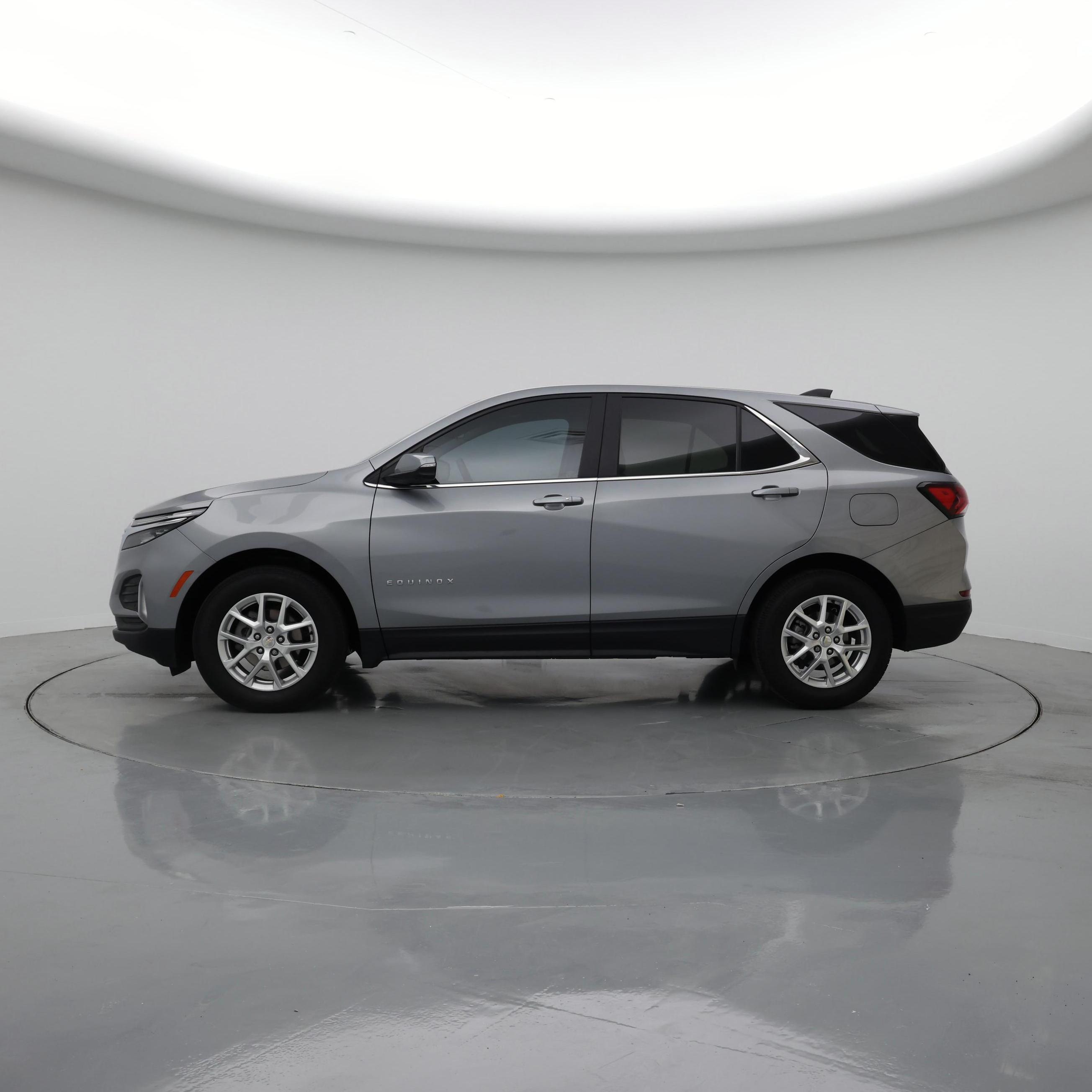 Thumbnail: 2024 Chevrolet Equinox - 3