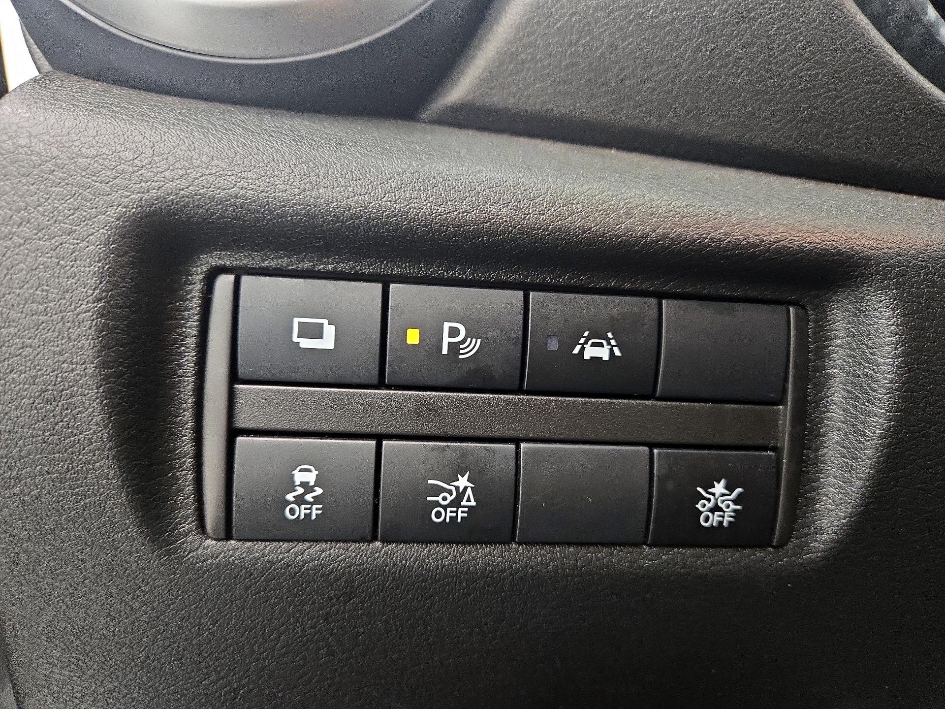 Thumbnail: 2020 Nissan Versa - 13