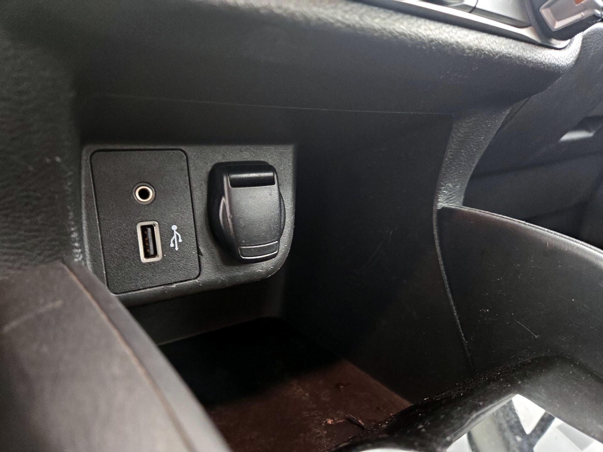 Thumbnail: 2020 Nissan Versa - 18