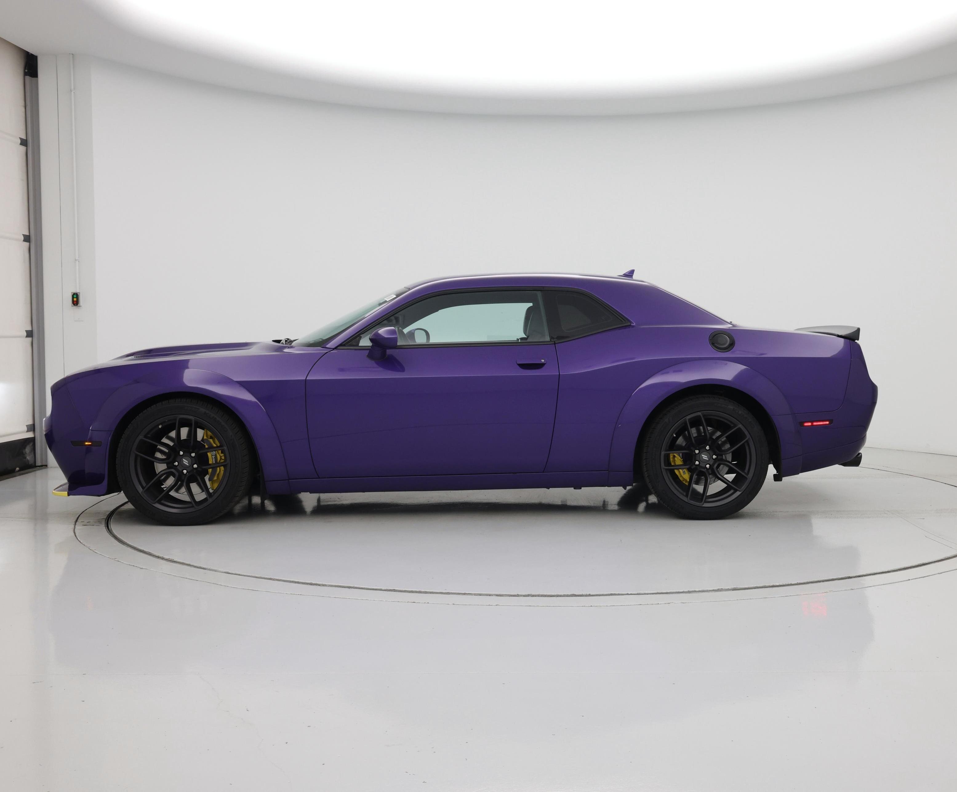 Thumbnail: 2019 Dodge Challenger - 3