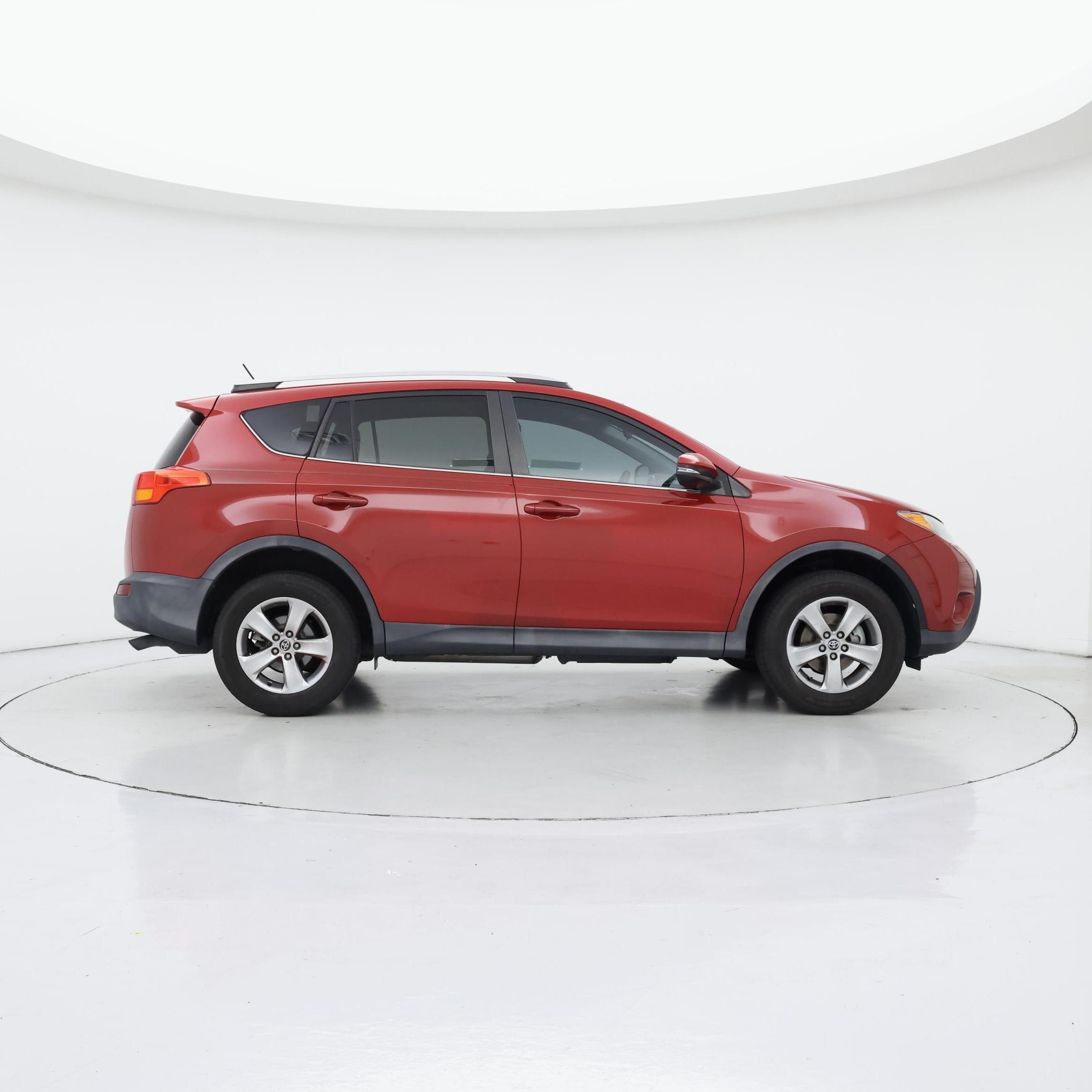 Thumbnail: 2015 Toyota RAV4 - 7