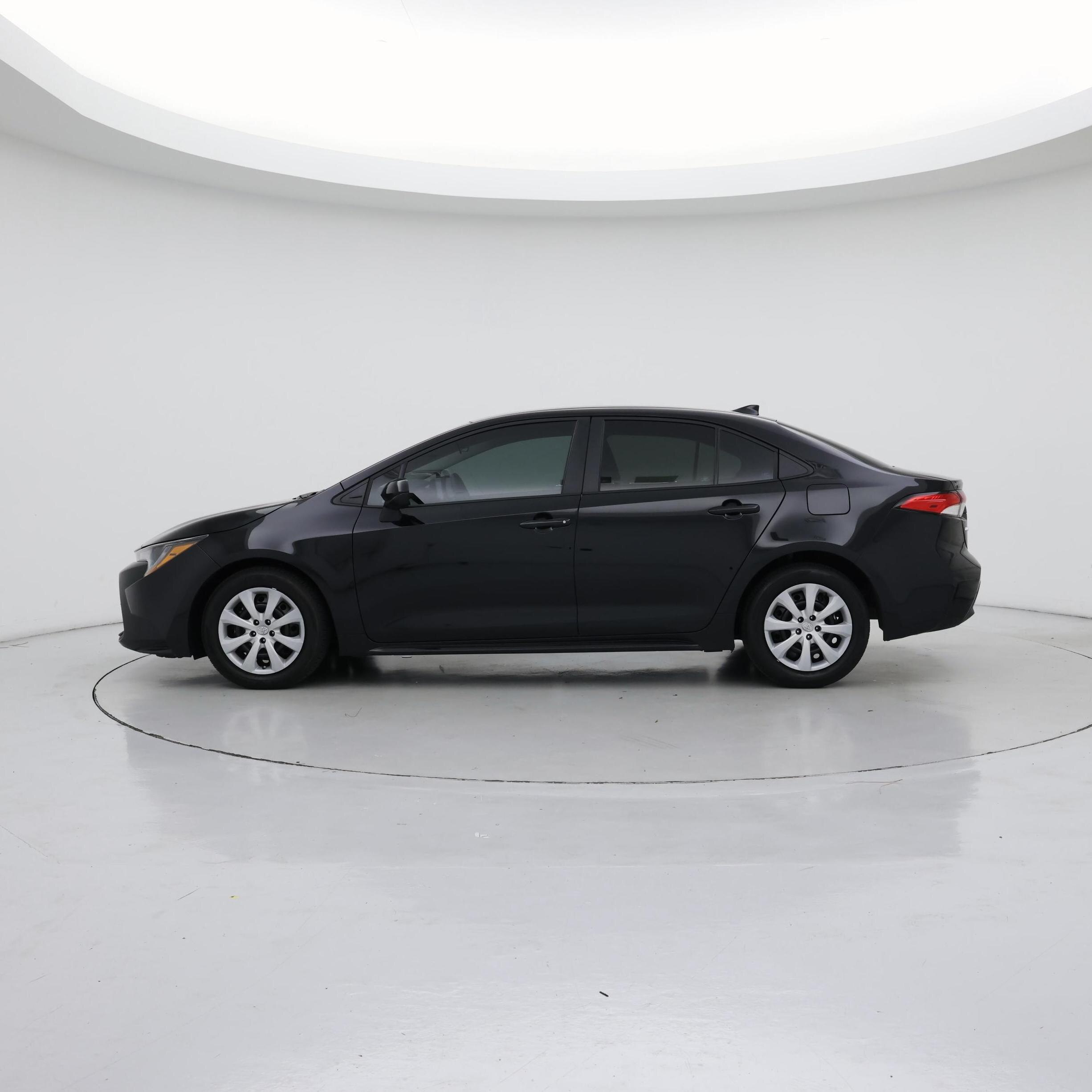 Thumbnail: 2023 Toyota Corolla - 3