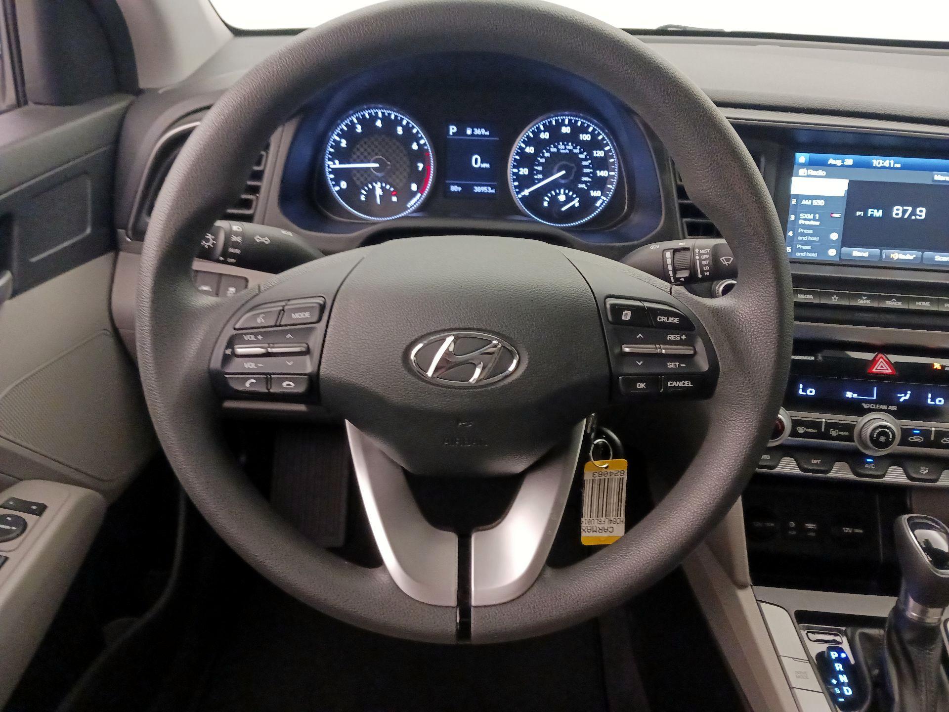 Thumbnail: 2020 Hyundai Elantra - 10