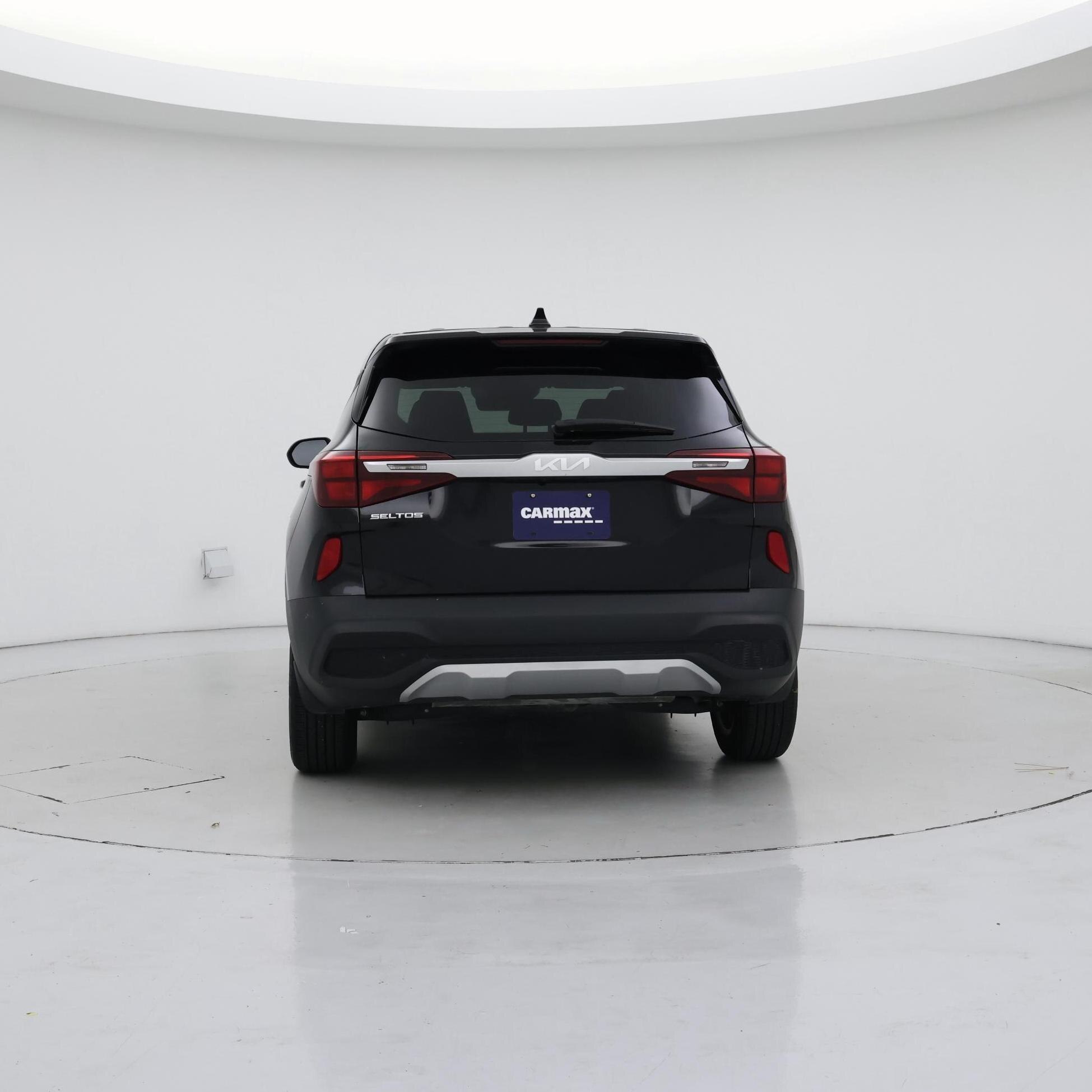 Thumbnail: 2023 Kia Seltos - 6
