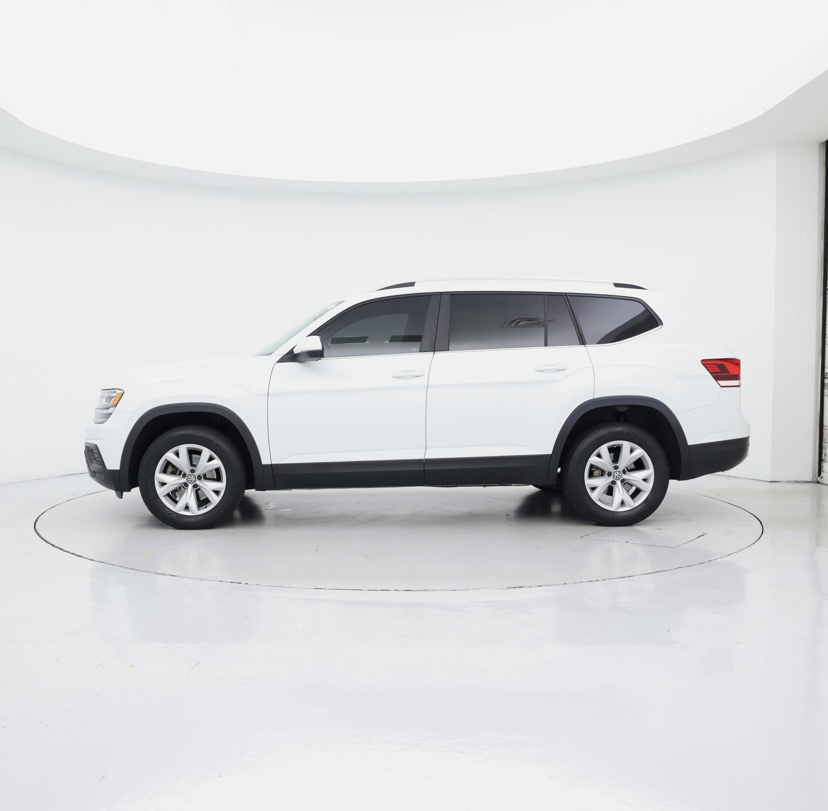 Thumbnail: 2018 Volkswagen Atlas - 3