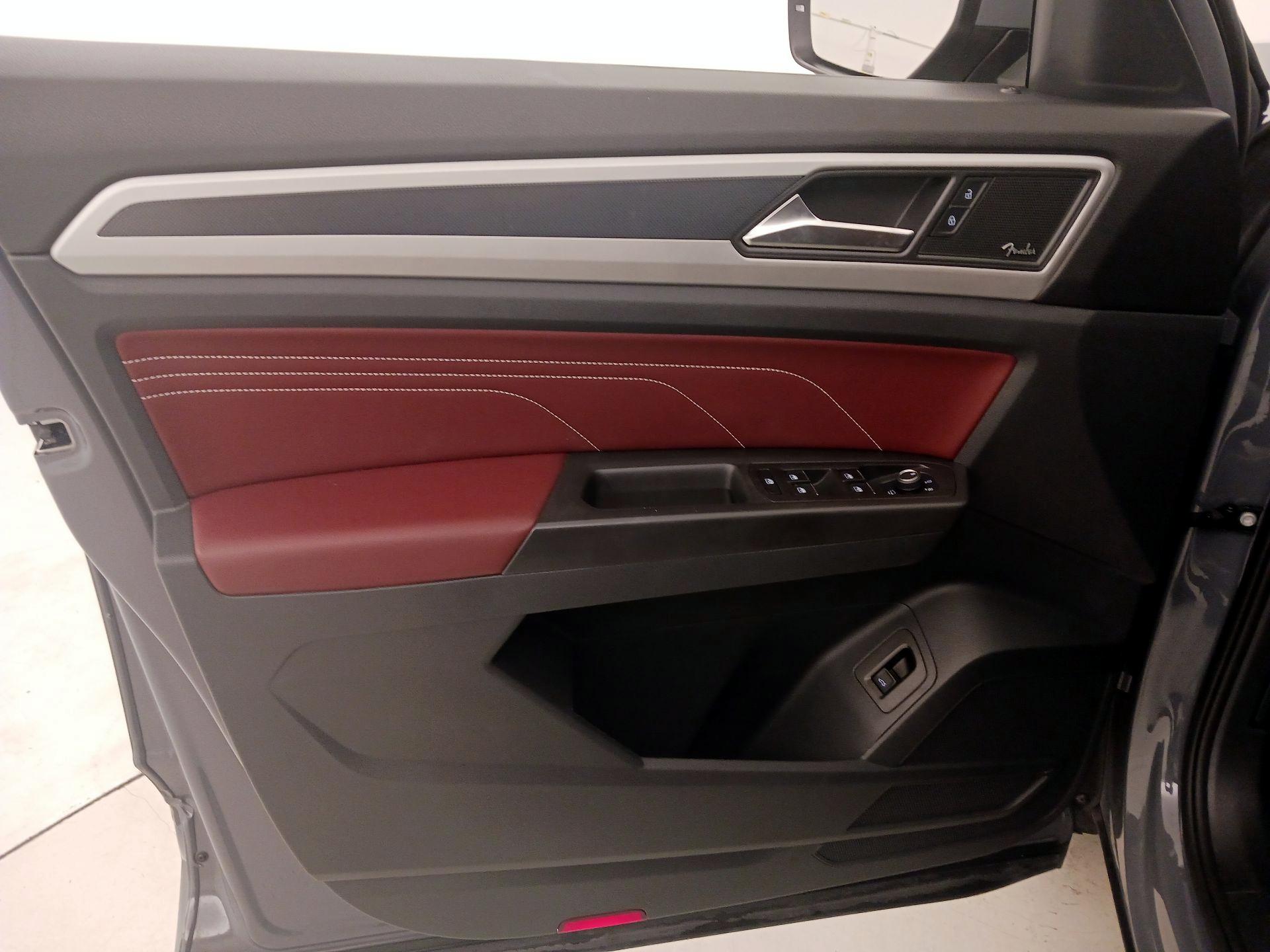 Thumbnail: 2022 Volkswagen Atlas - 12