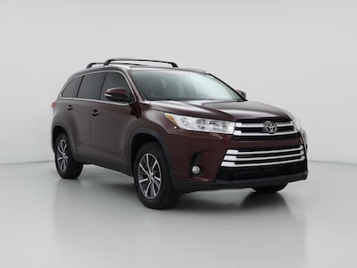 Red 2019 Toyota Highlander XLE