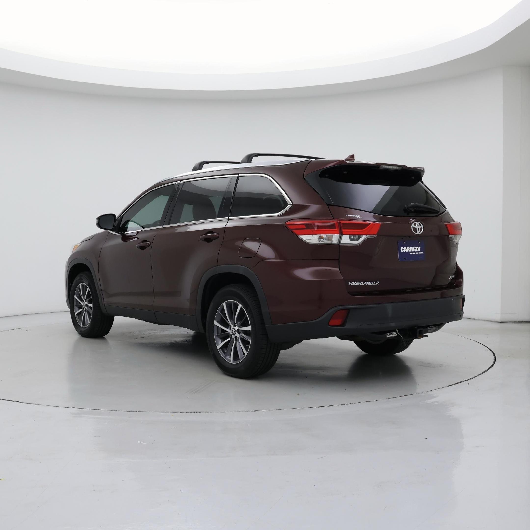 Thumbnail: 2019 Toyota Highlander - 2