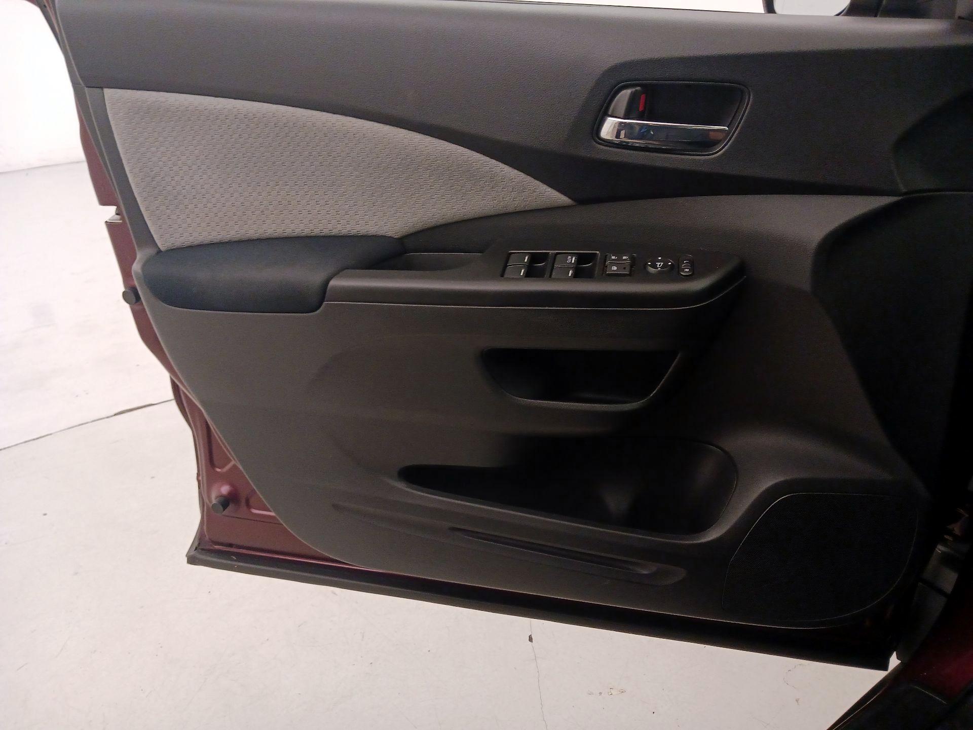 Thumbnail: 2015 Honda CR-V - 12