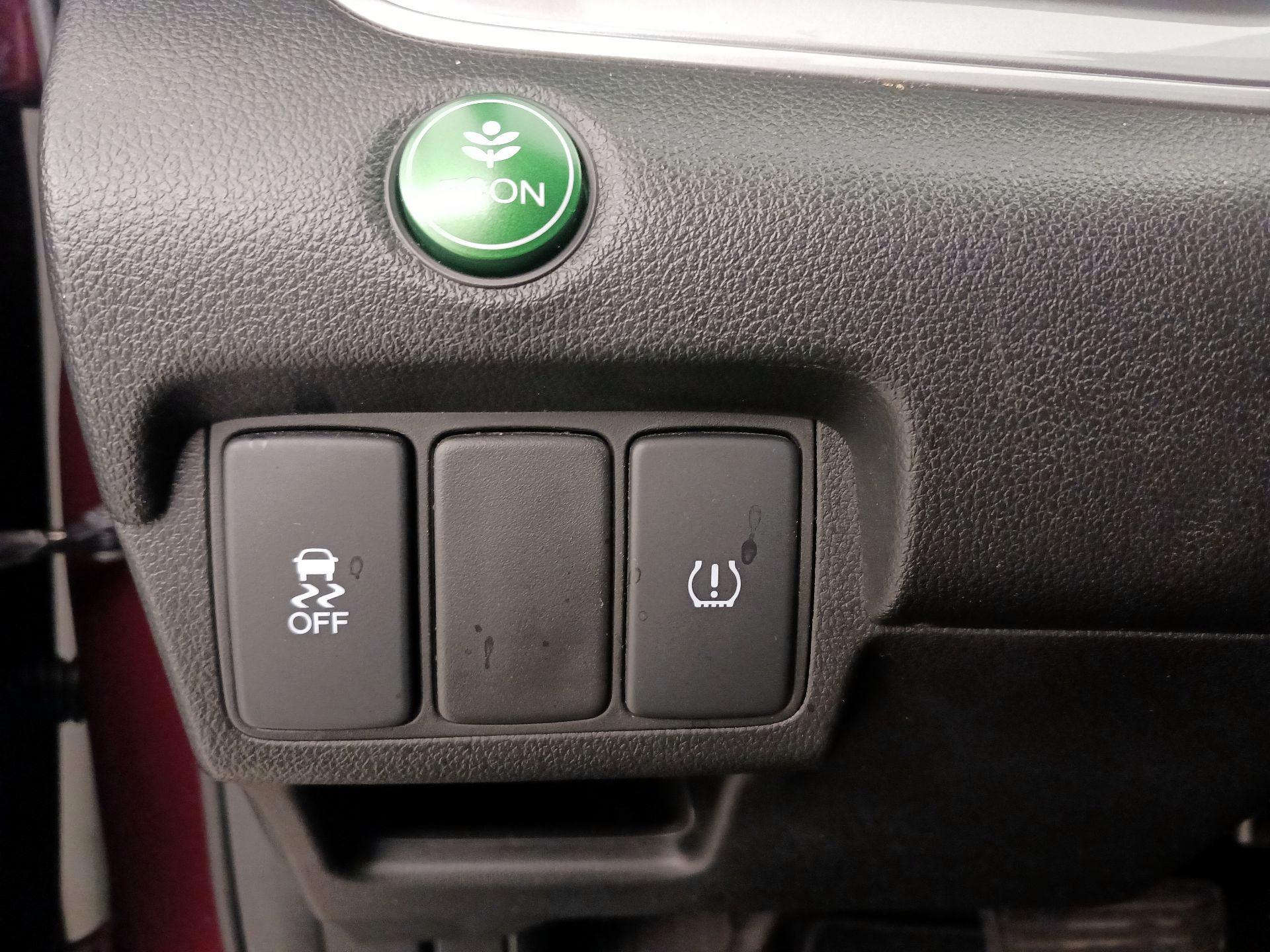 Thumbnail: 2015 Honda CR-V - 13