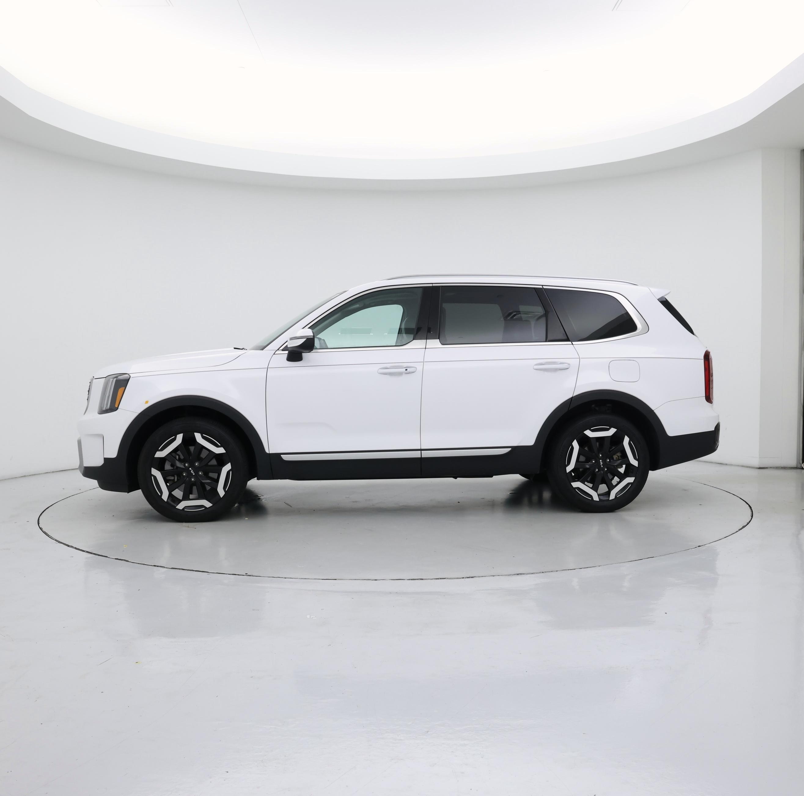 Thumbnail: 2024 Kia Telluride - 3