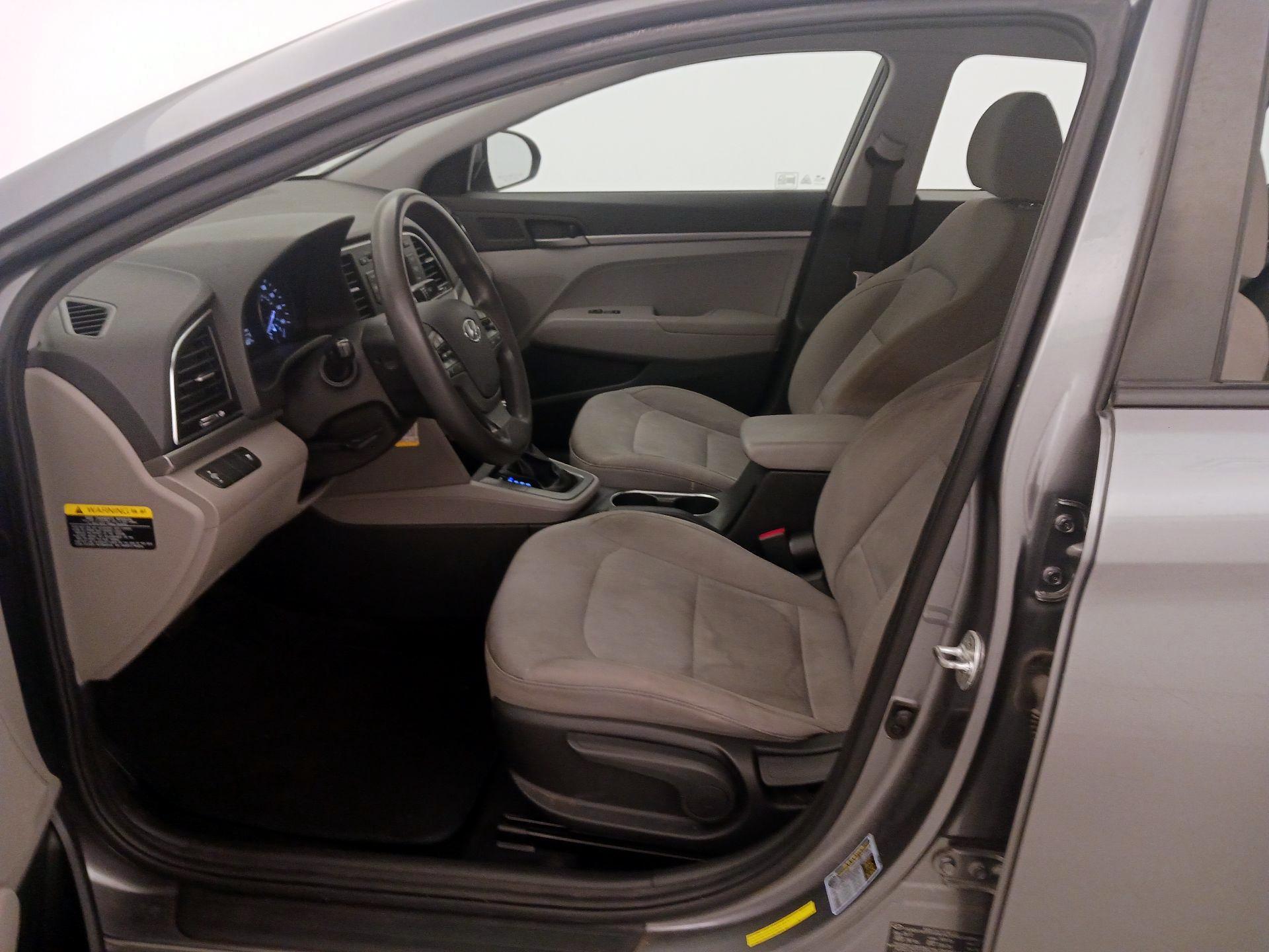 Thumbnail: 2018 Hyundai Elantra - 11