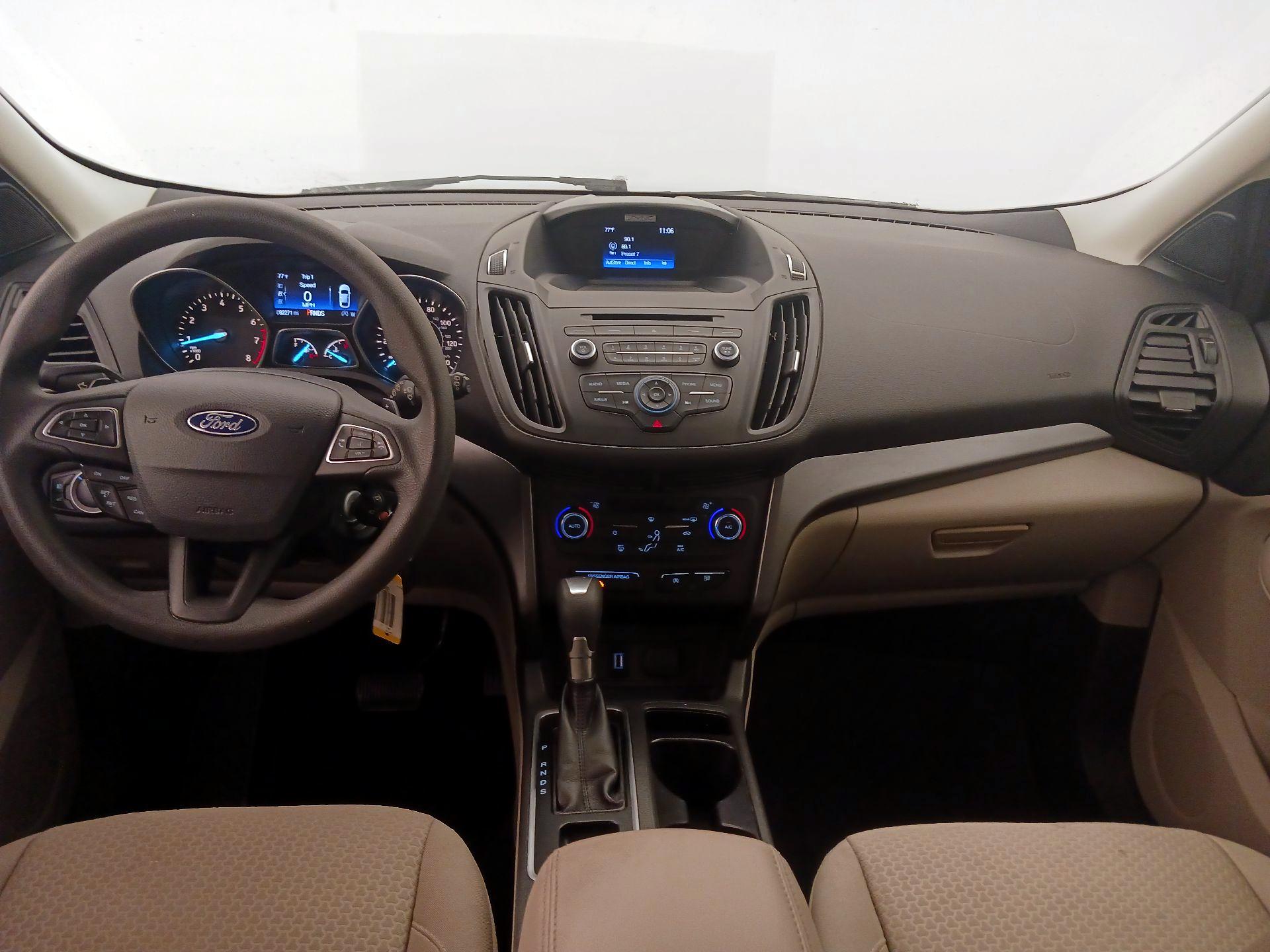 Thumbnail: 2017 Ford Escape - 9