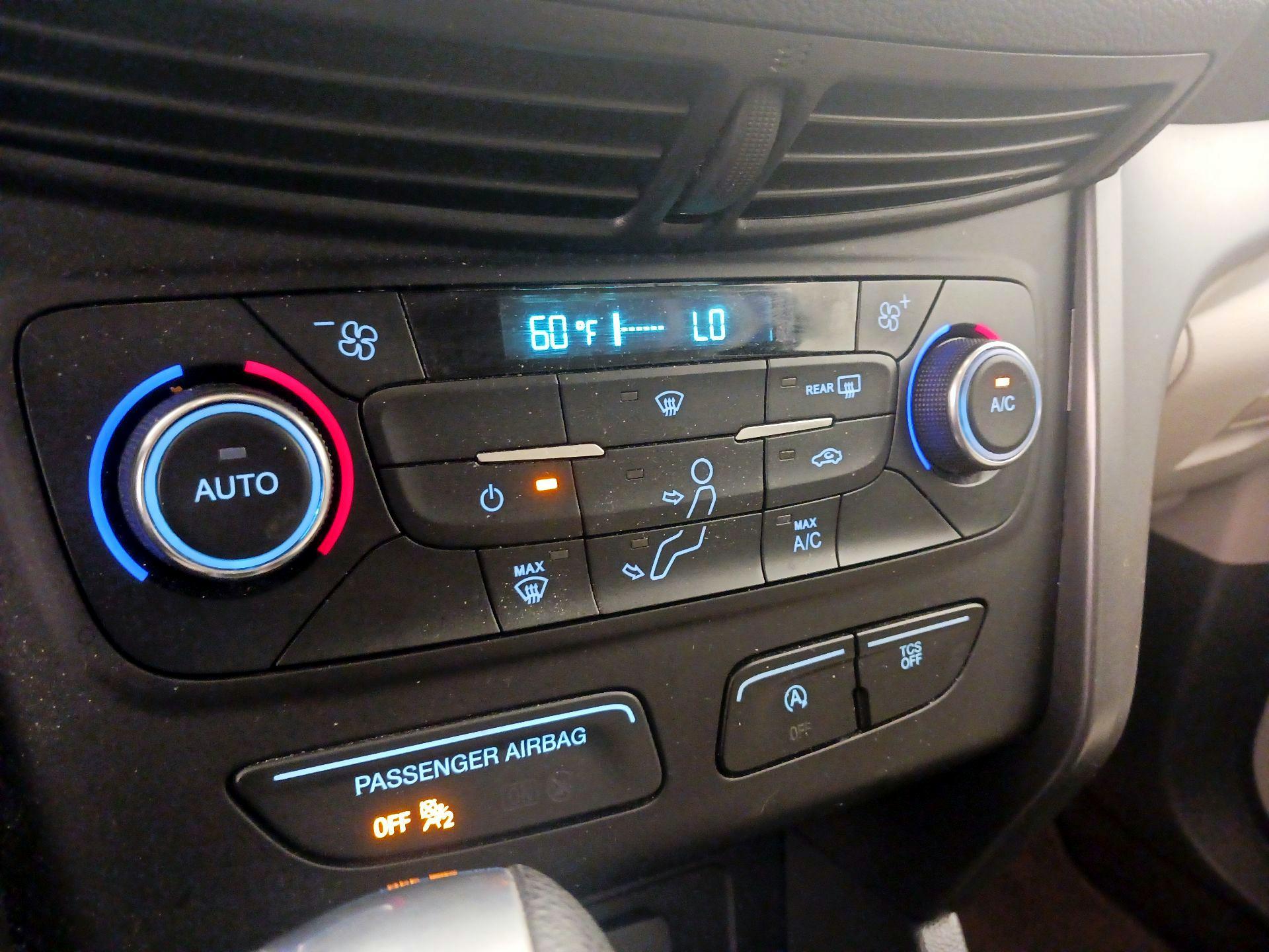 Thumbnail: 2017 Ford Escape - 16