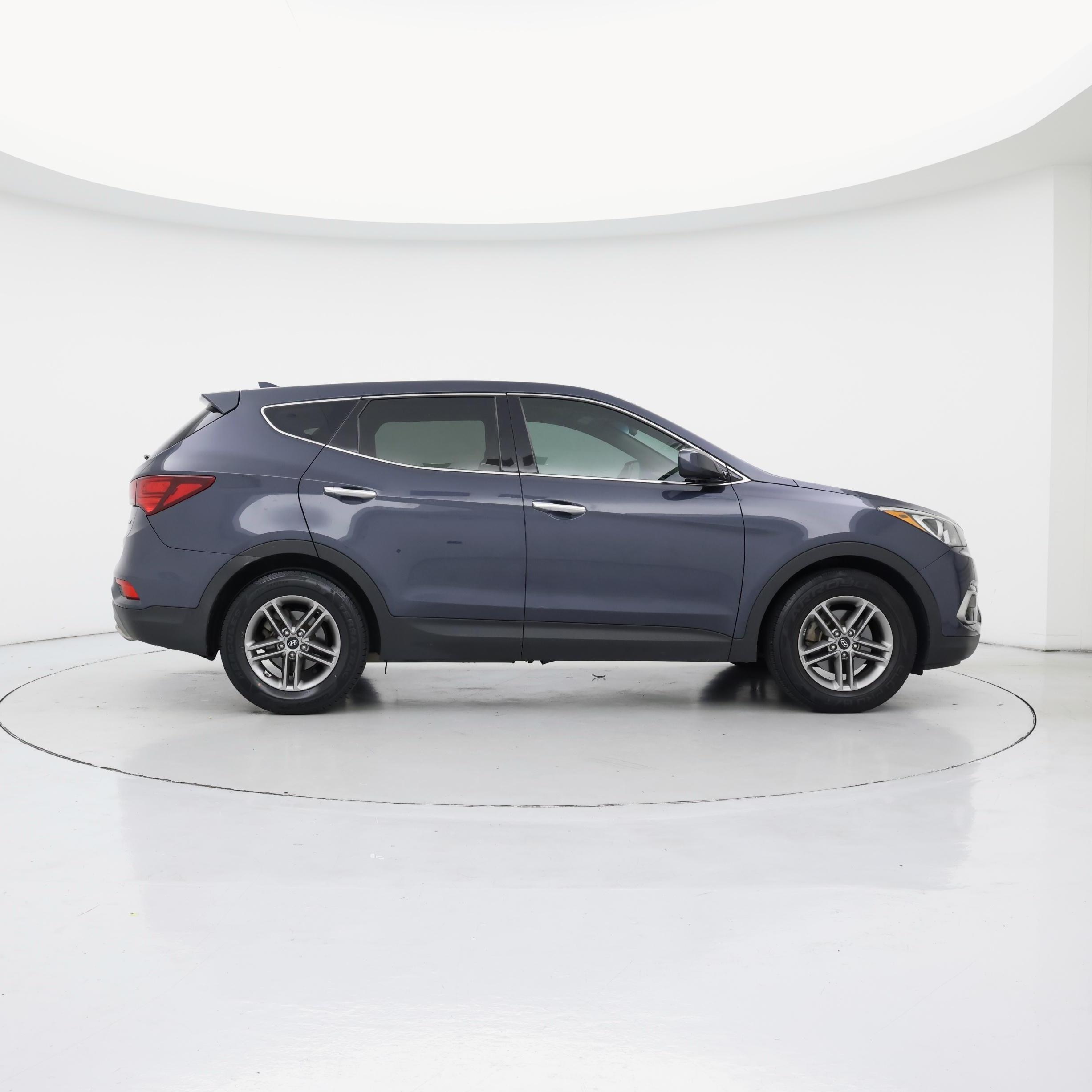 Thumbnail: 2017 Hyundai Santa Fe - 7