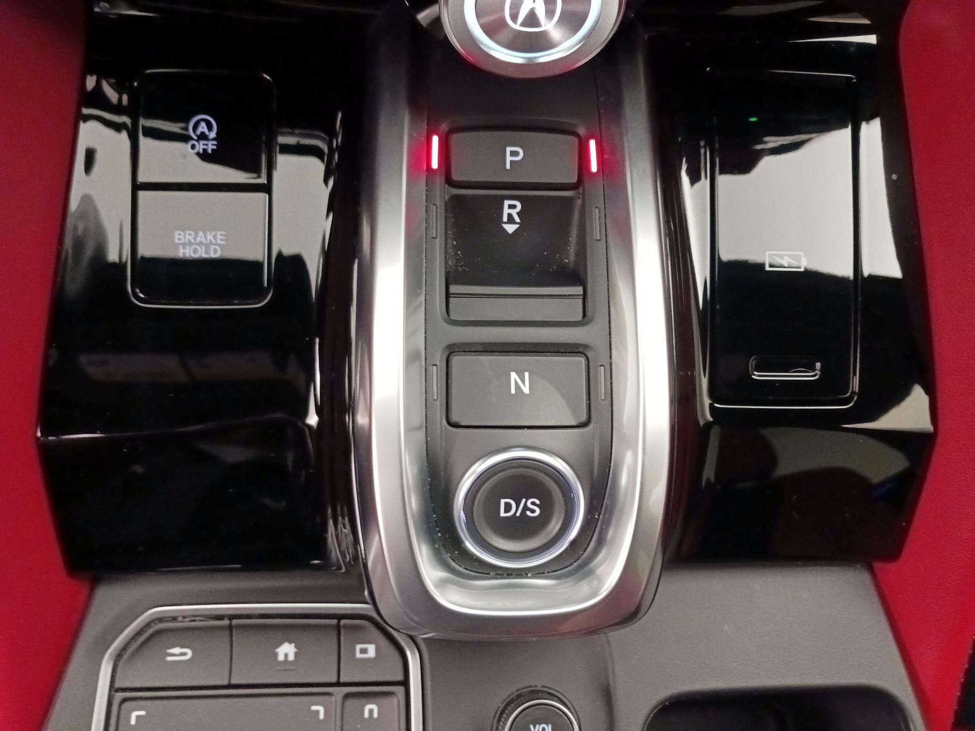 Thumbnail: 2023 Acura MDX - 18