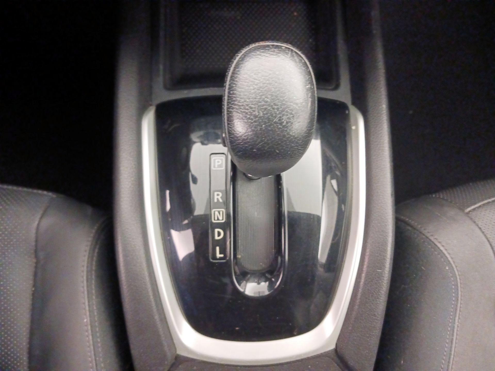 Thumbnail: 2014 Nissan Rogue - 18