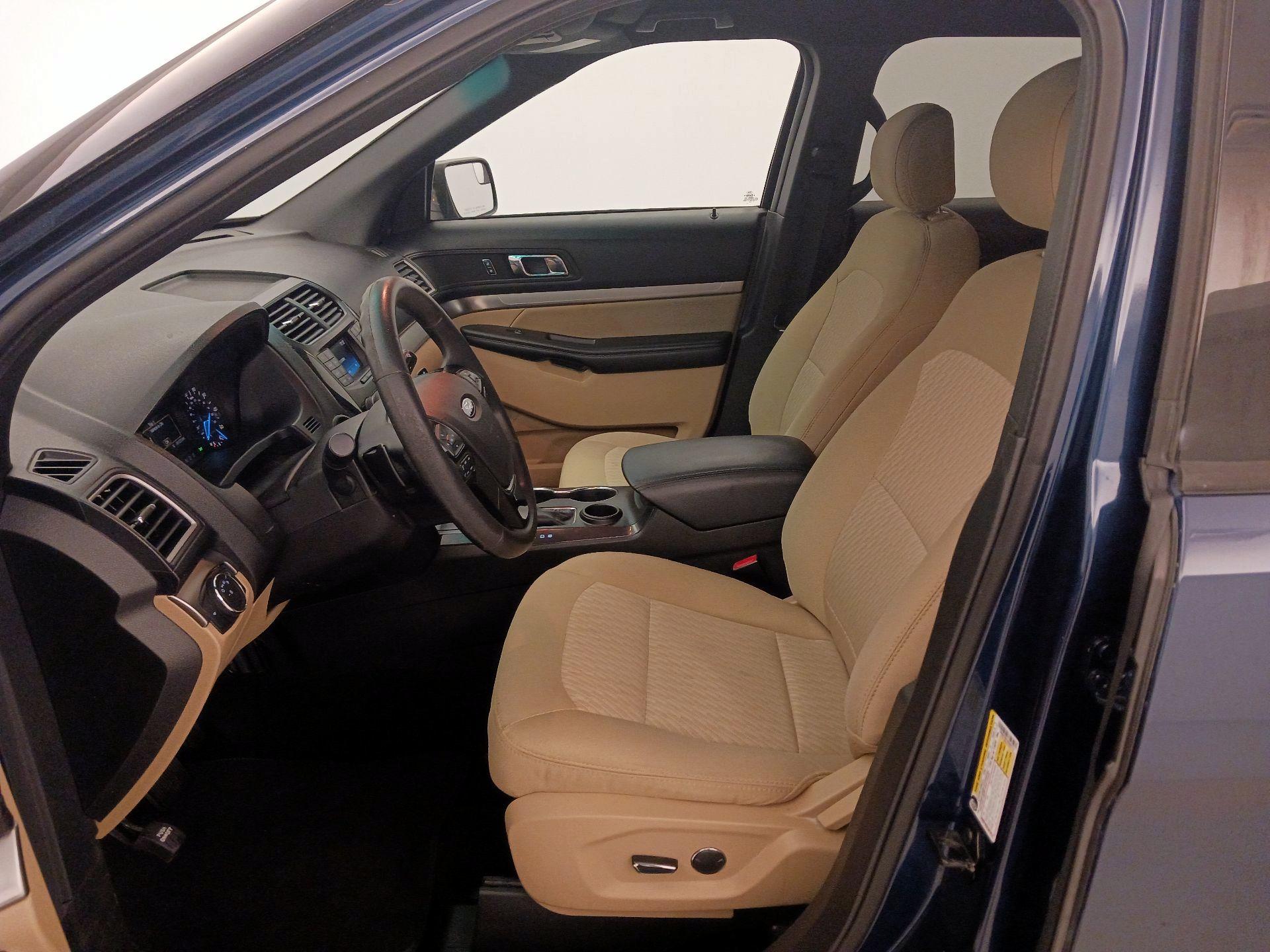 Thumbnail: 2017 Ford Explorer - 11