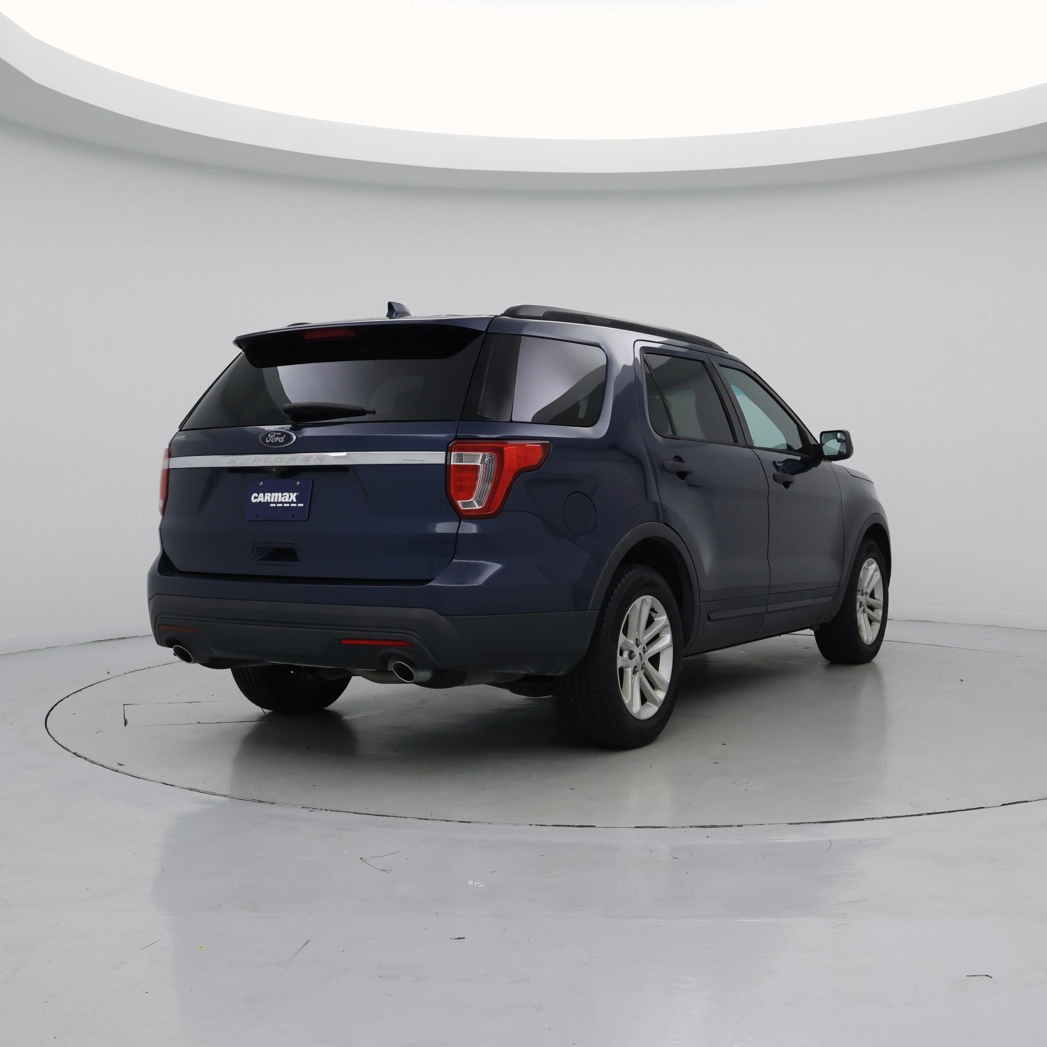 Thumbnail: 2017 Ford Explorer - 8