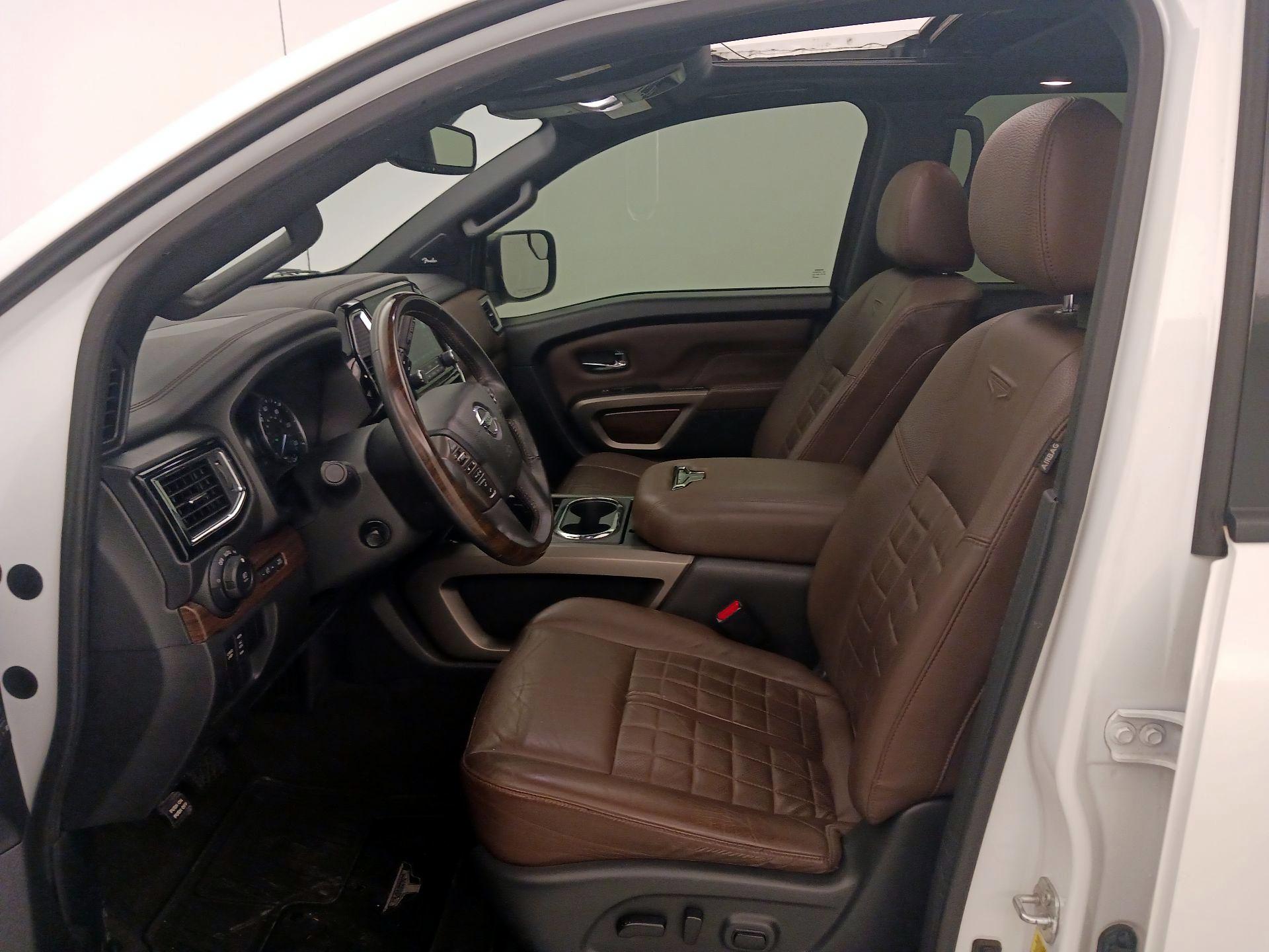 Thumbnail: 2021 Nissan Titan - 11