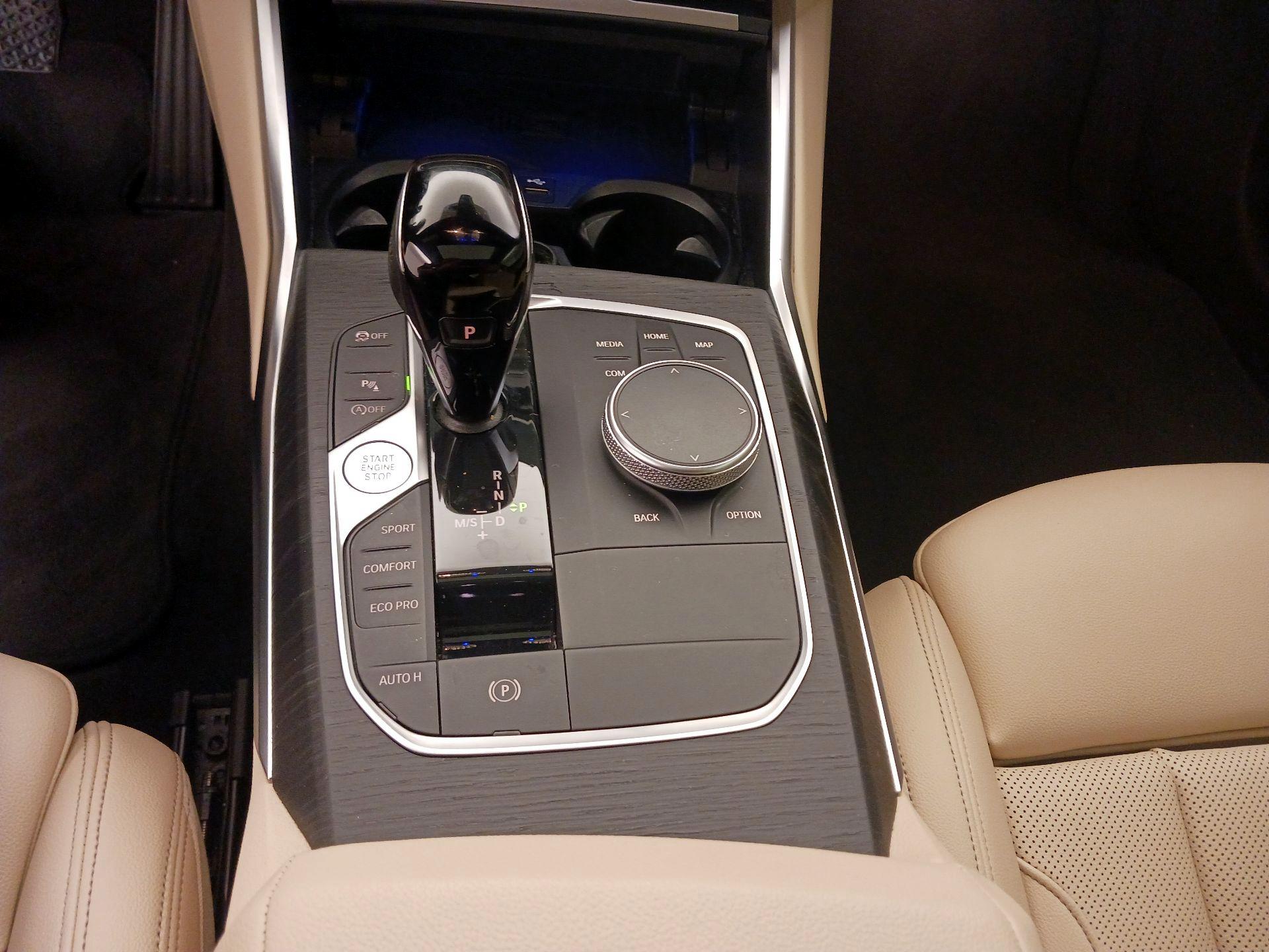 Thumbnail: 2022 BMW 4 Series - 16