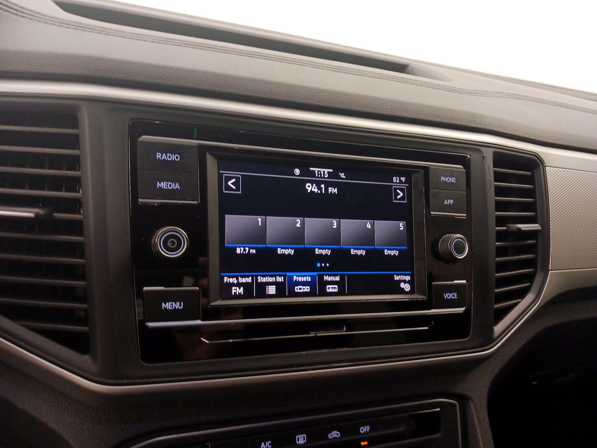 Thumbnail: 2021 Volkswagen Atlas - 15