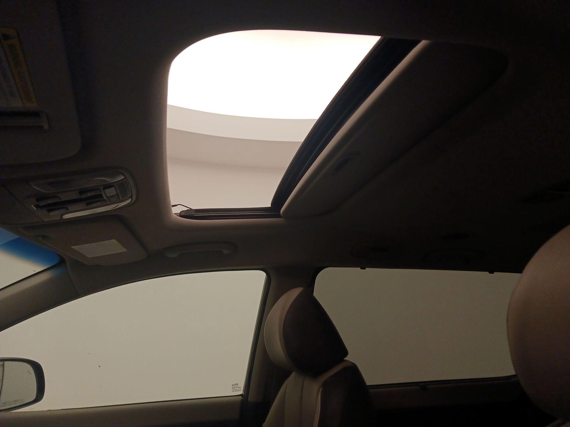 Thumbnail: 2018 Kia Sedona - 20
