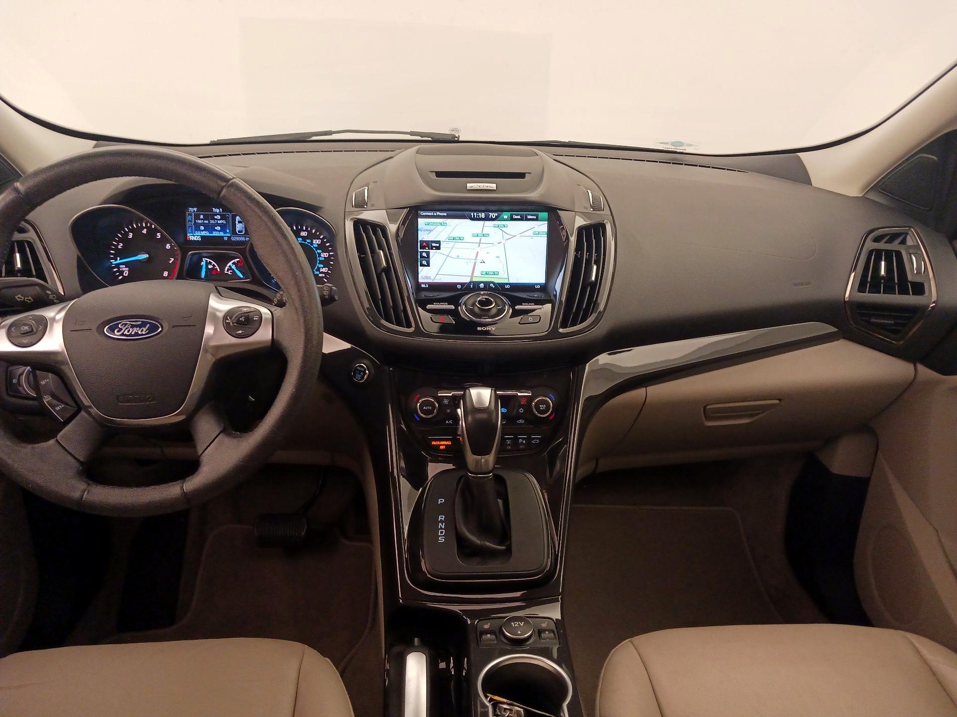 Thumbnail: 2015 Ford Escape - 9